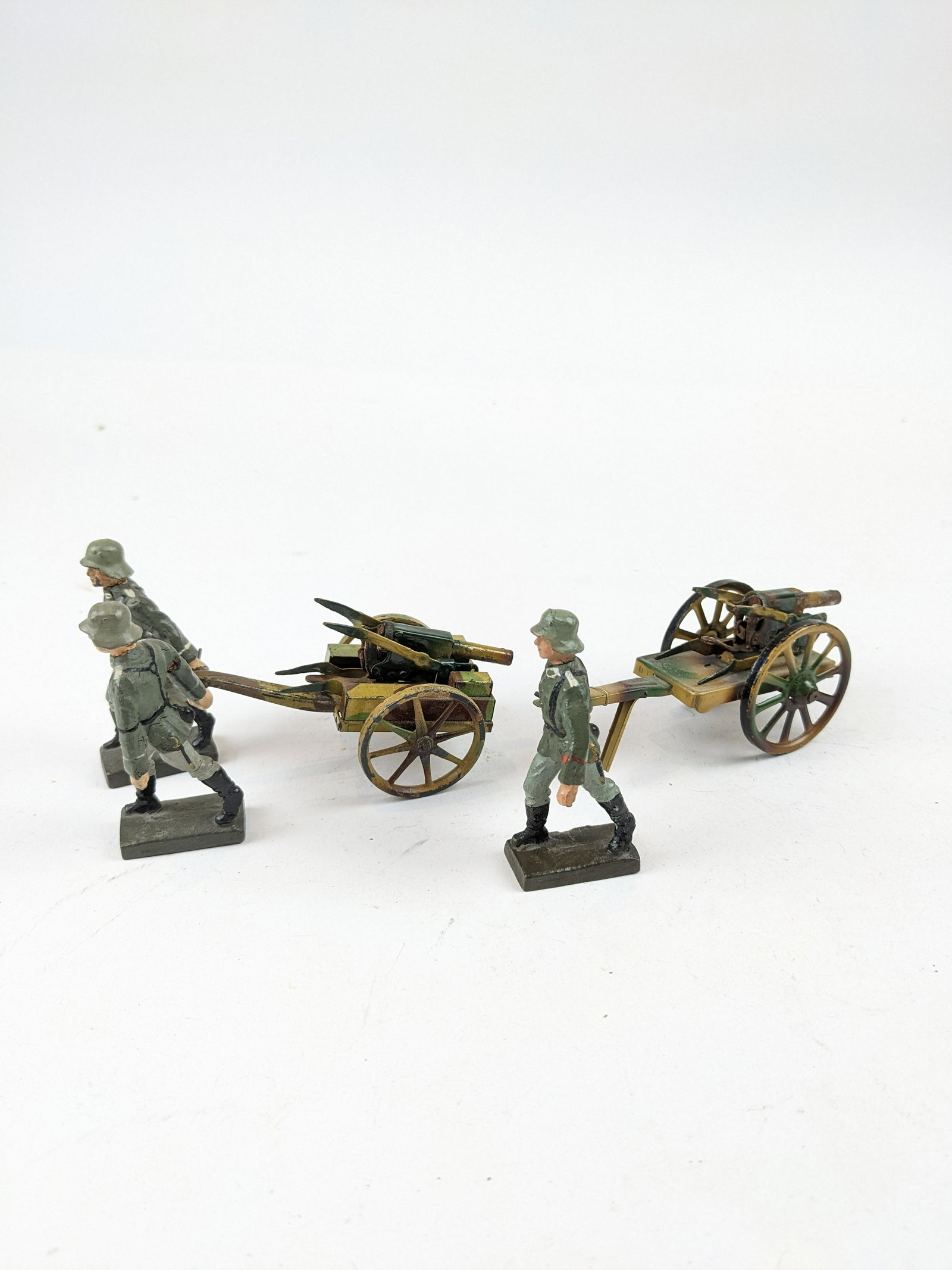 Lineol German Machine Gun Carts Camo: 7 Pieces Condition Good (1 Cart Repaired)