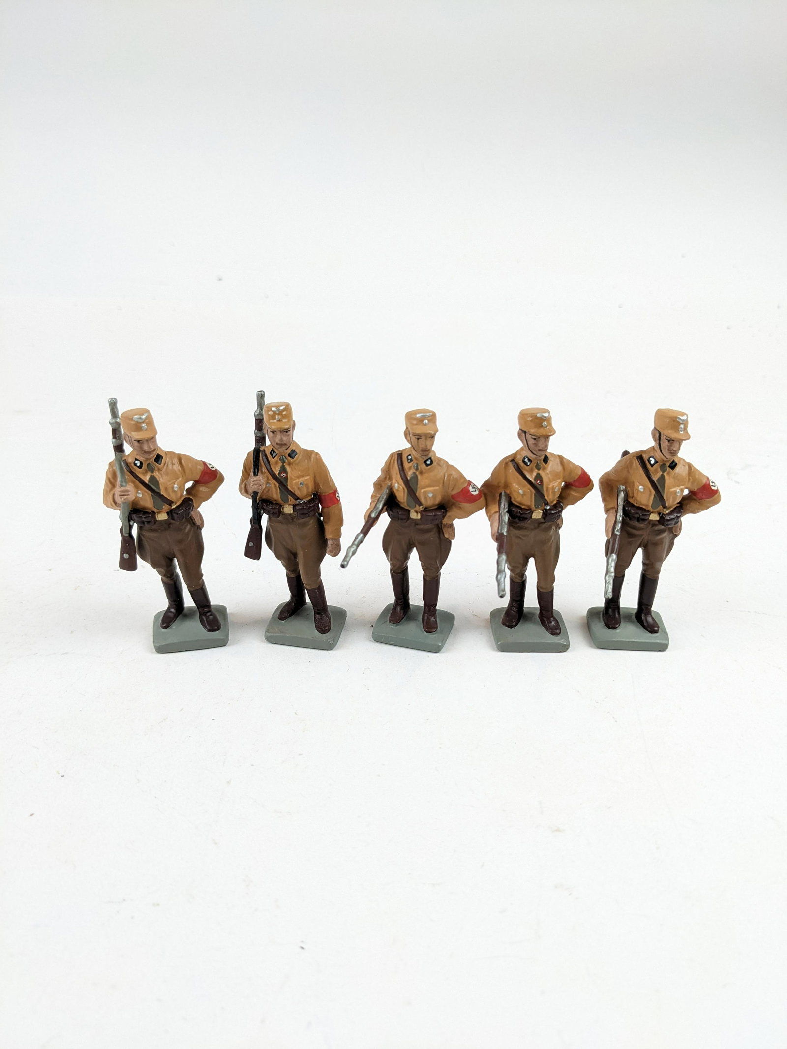 Reiner Krock German SA Standing W/Gun: 5 pieces Condition excellent