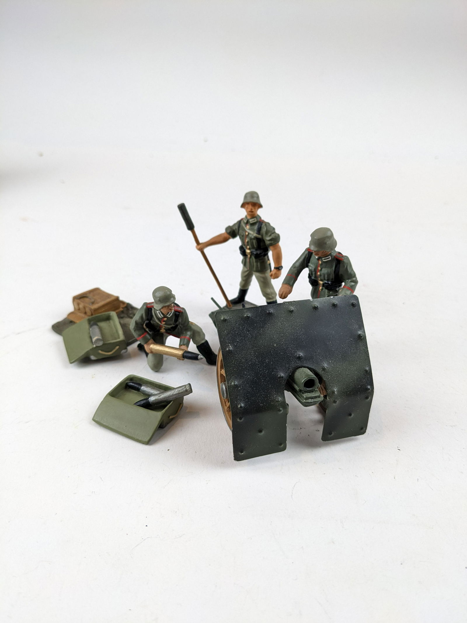 Reiner Krock German Cannon W/ Crew (1 of 1)