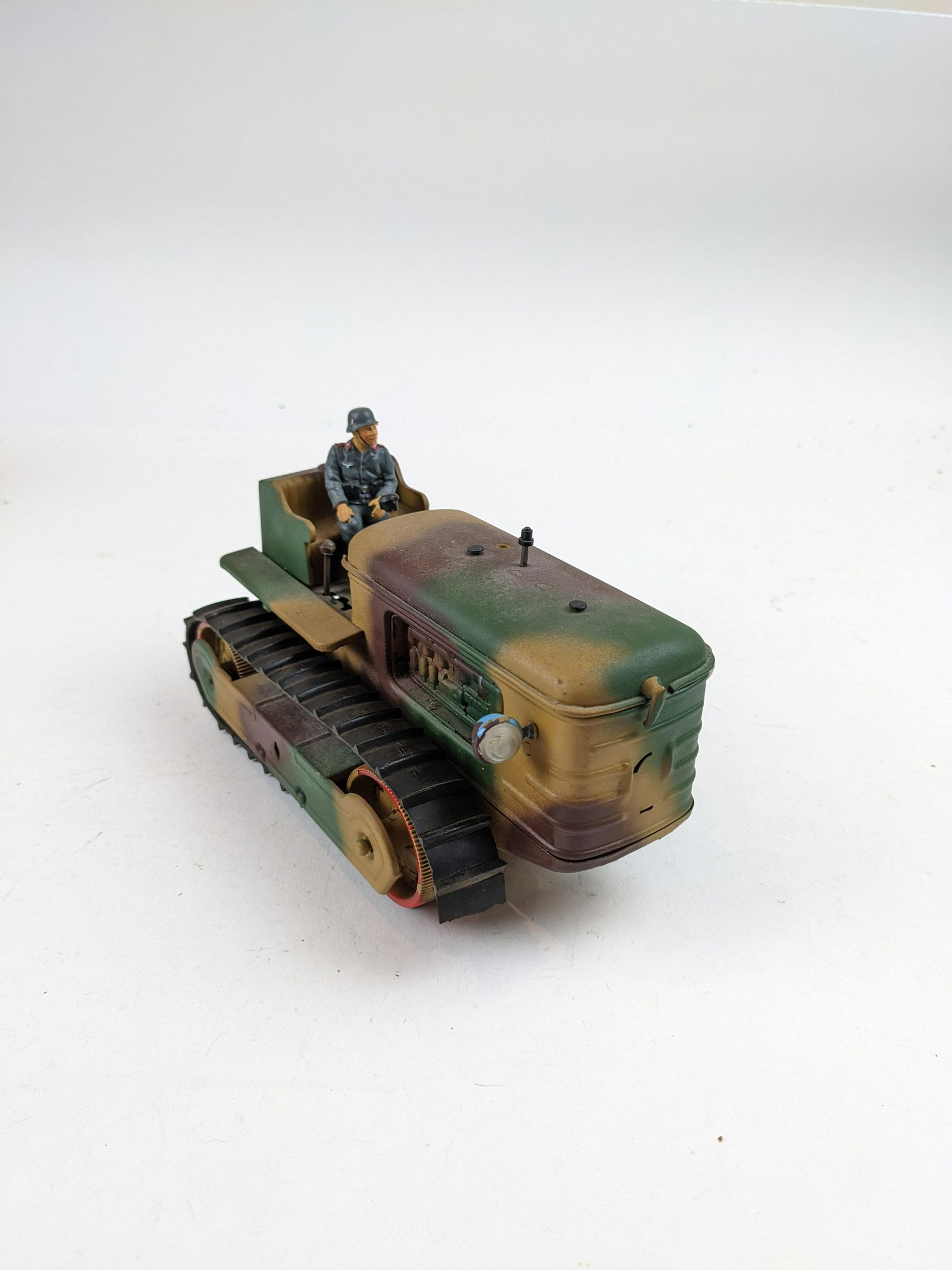 Reproduction German Metal Tractor Camo 4x8 (1 of 1)
