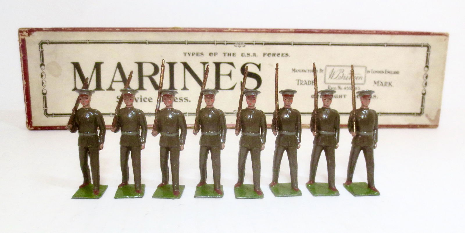Britains #399 U.S. Marines, Service Dress (1 of 1)