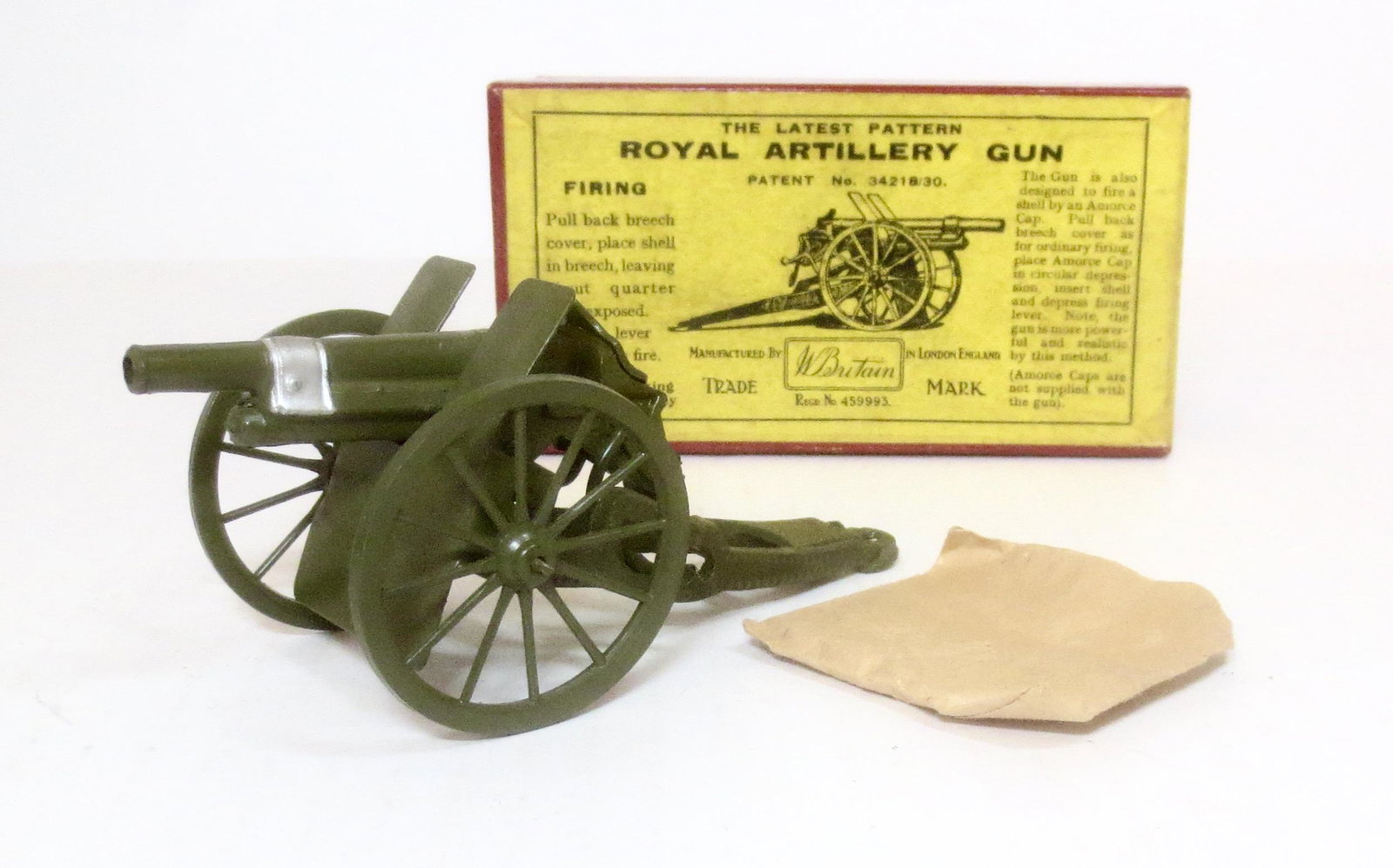 Britains #1201 Royal Artillery Gun: Post war issue. 1 piece, plus shells. Mint condition. Box excellent.