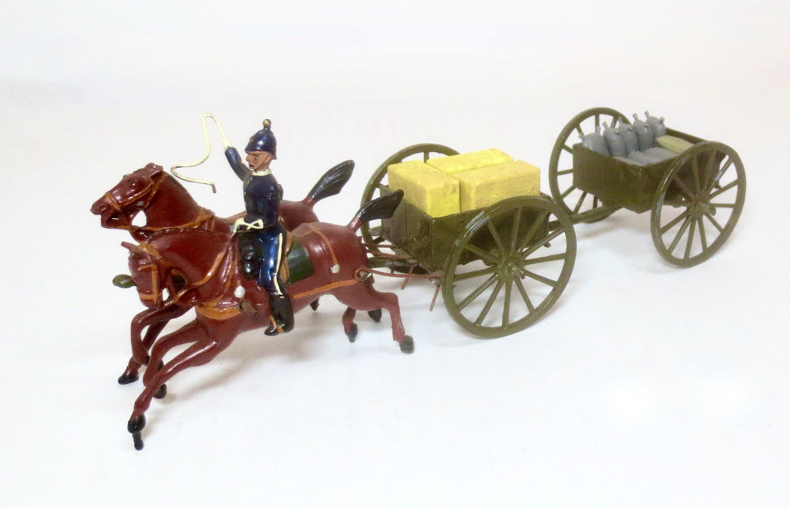 Britains #1329 General Service Limbered Wagon (1 of 1)