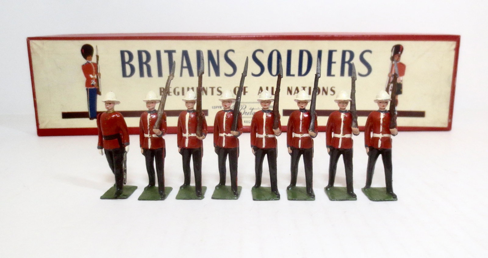 Britains #1633 Canadian Light Infantry: Princess Patricia's Own. Post war. 8 pieces. Mint to near mint condition. Box excellent.