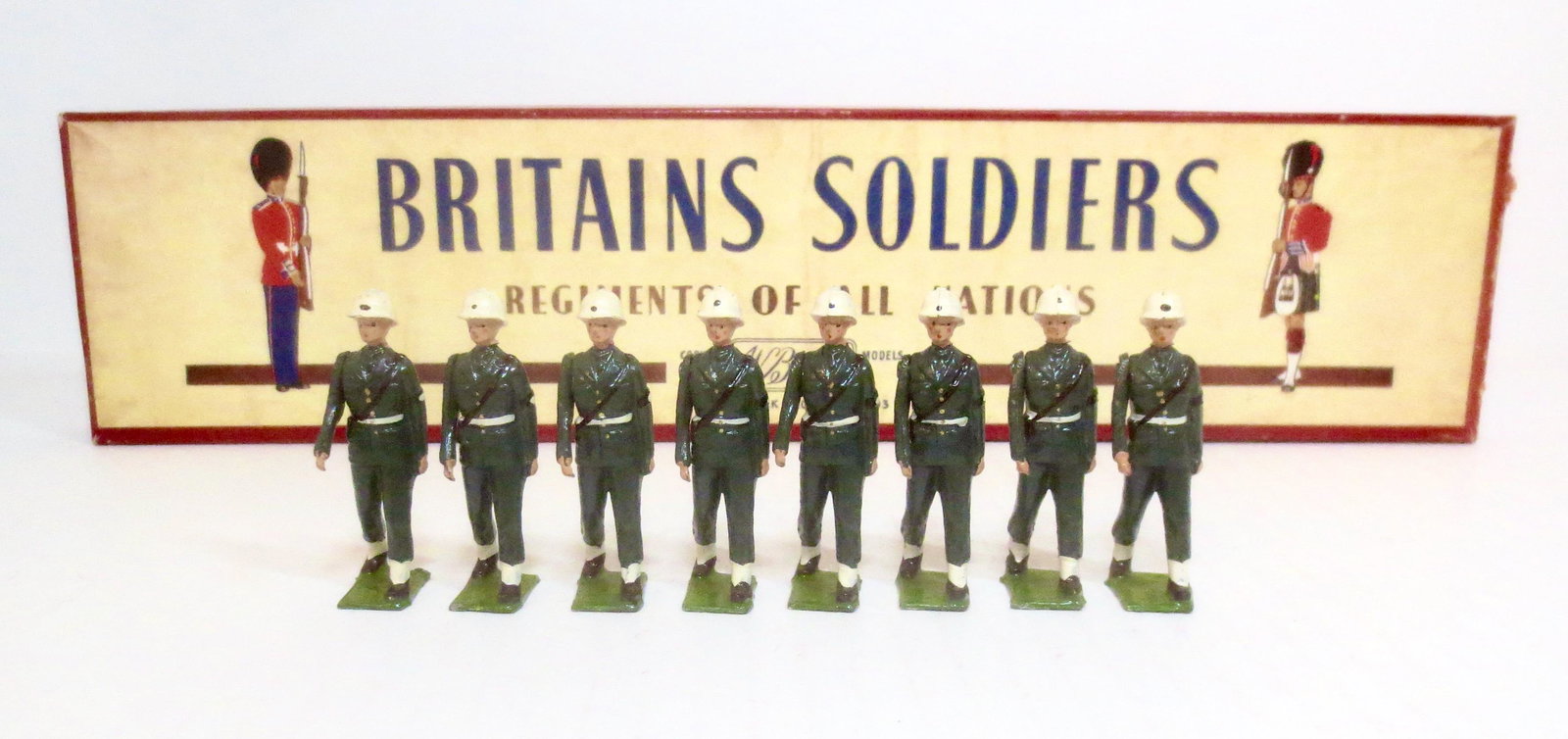 Britains #2021 U.S. Military Police "Snowdrops": Post war issue. 8 pieces. Mint condition. Box very good (a few top label bubbles).