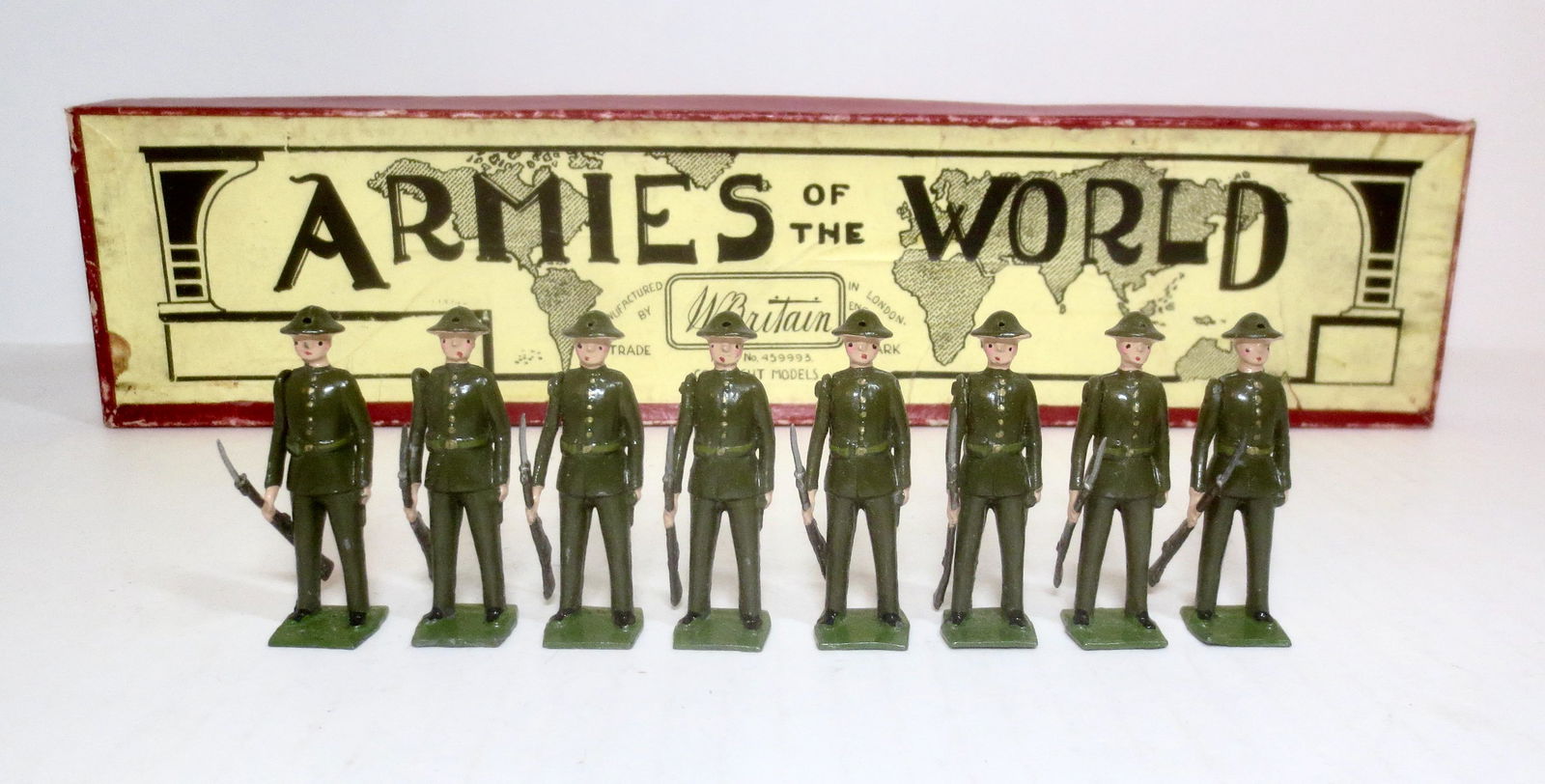 Britains #1828 Infantry of The Line (1 of 1)
