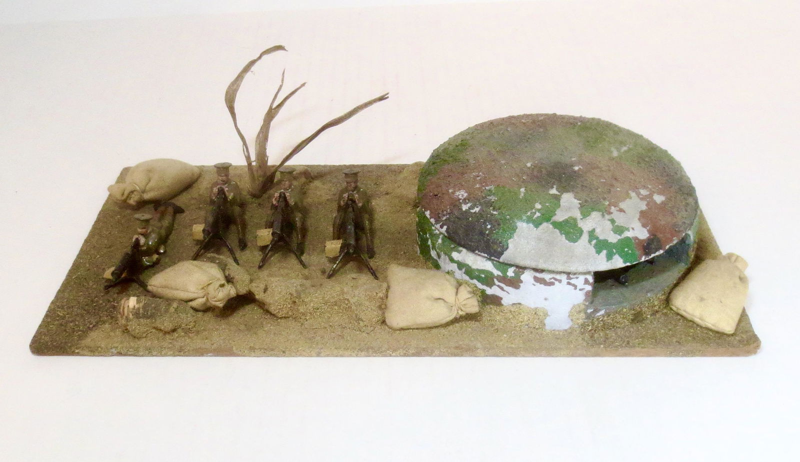 Britains RARE Hugar #1863 Concrete Pill Box (1 of 1)