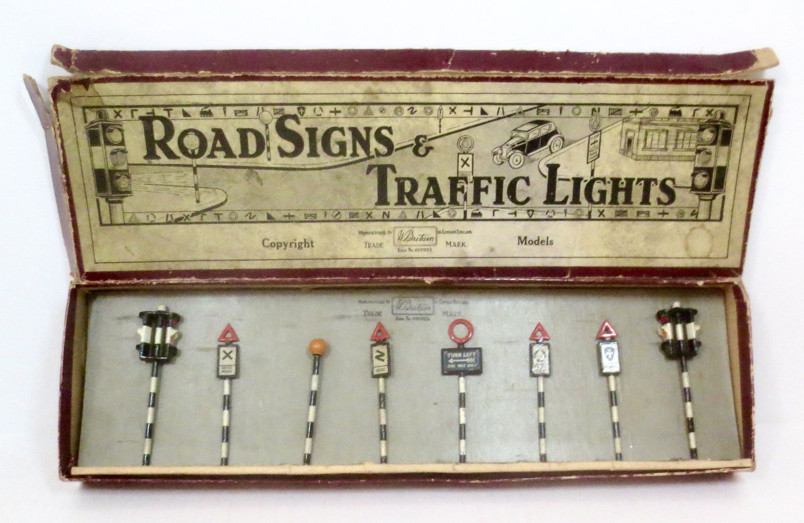 Britains RARE Road Signs & Traffic Signals Set (1 of 1)