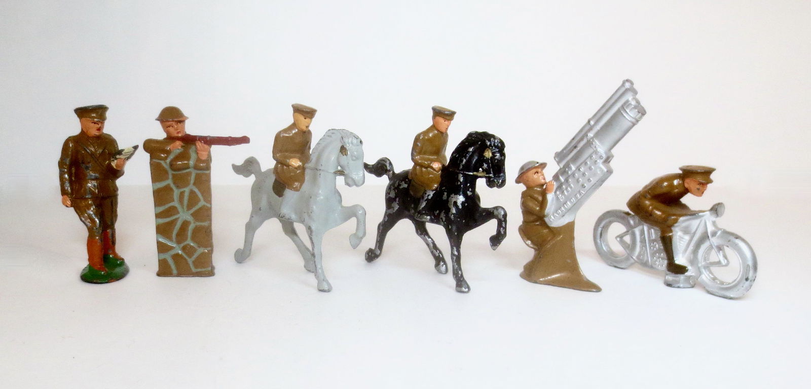 Barclay Assorted Soldiers Mounted & On Foot (1 of 1)