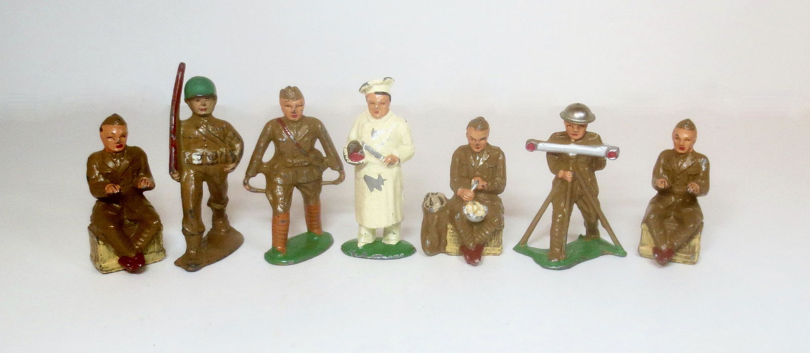 Barclay Assorted Soldiers with Chef (1 of 1)