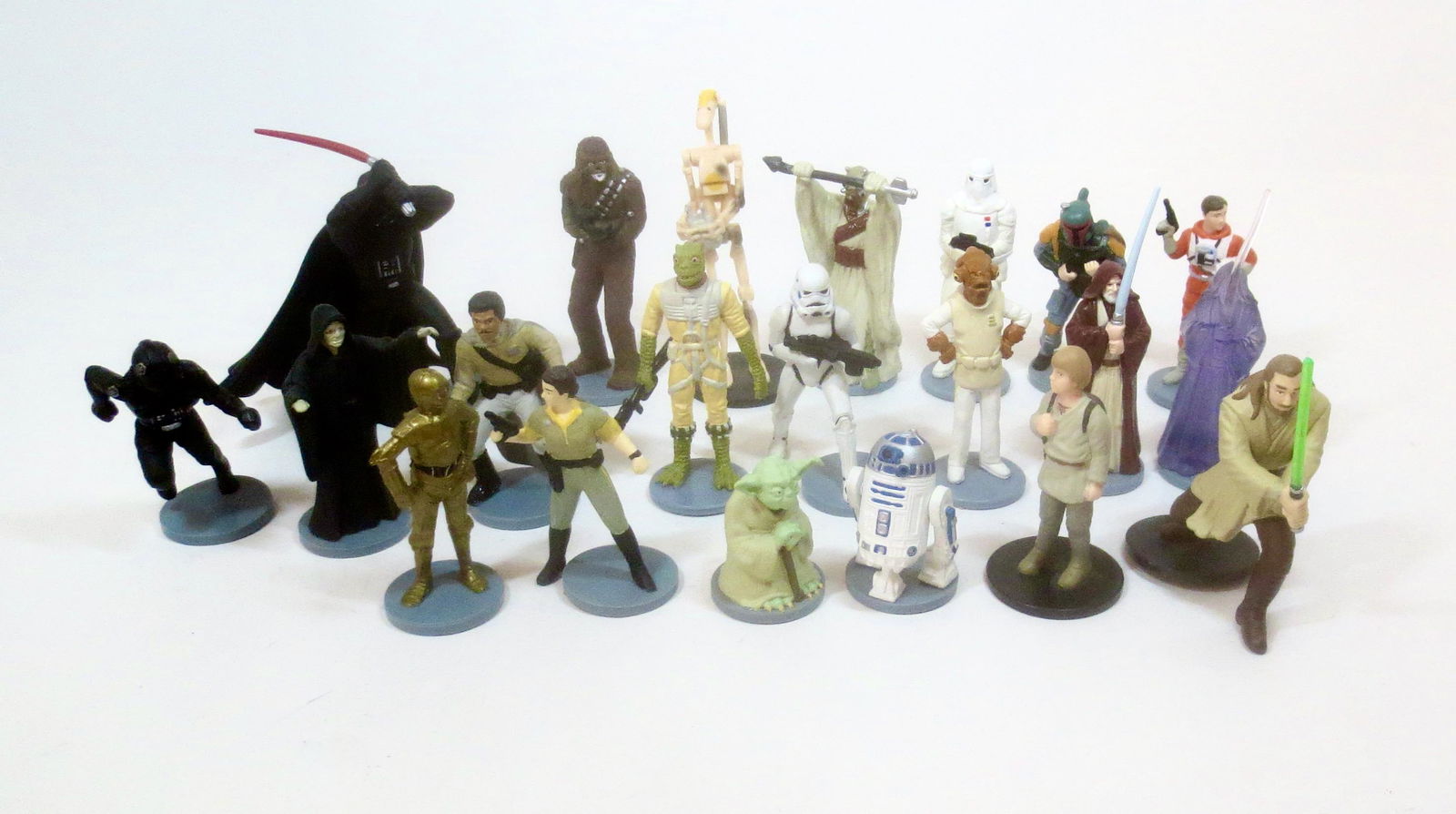 Assorted Star Wars Plastic Action Figures (1 of 1)