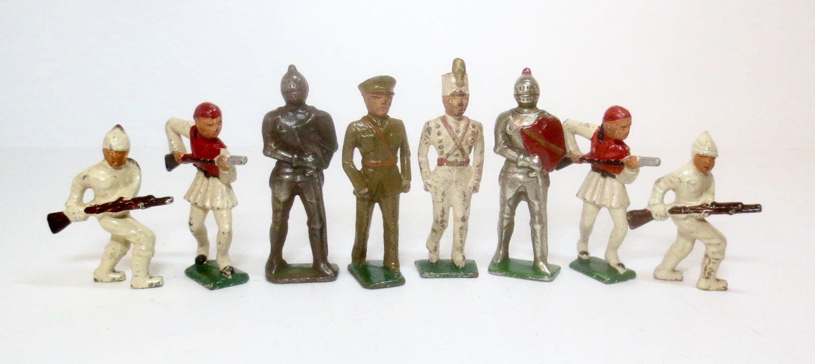 Grey Iron Assorted Soldiers (1 of 1)