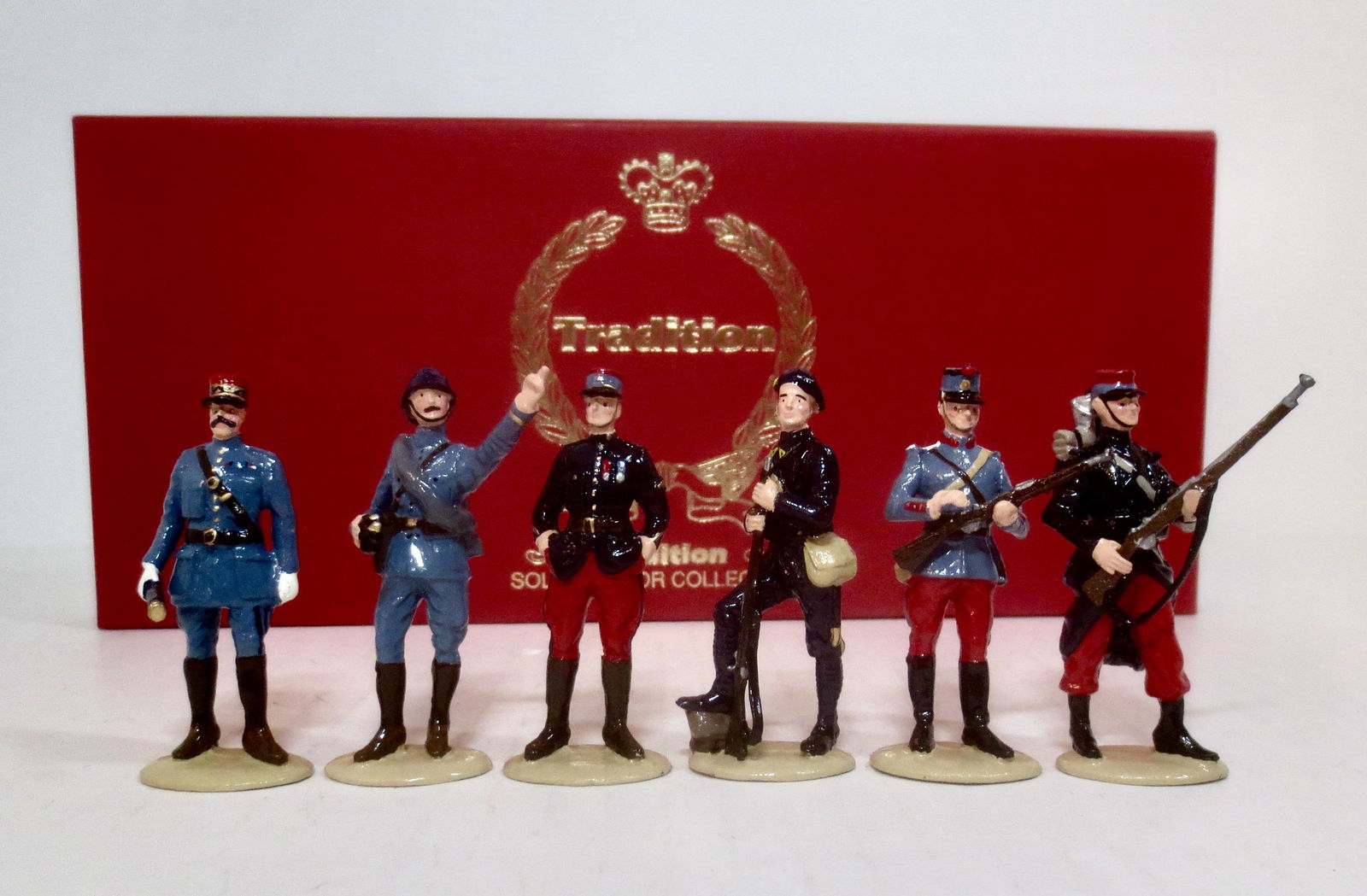 Tradition Christmas 2018 Set (1 of 1)