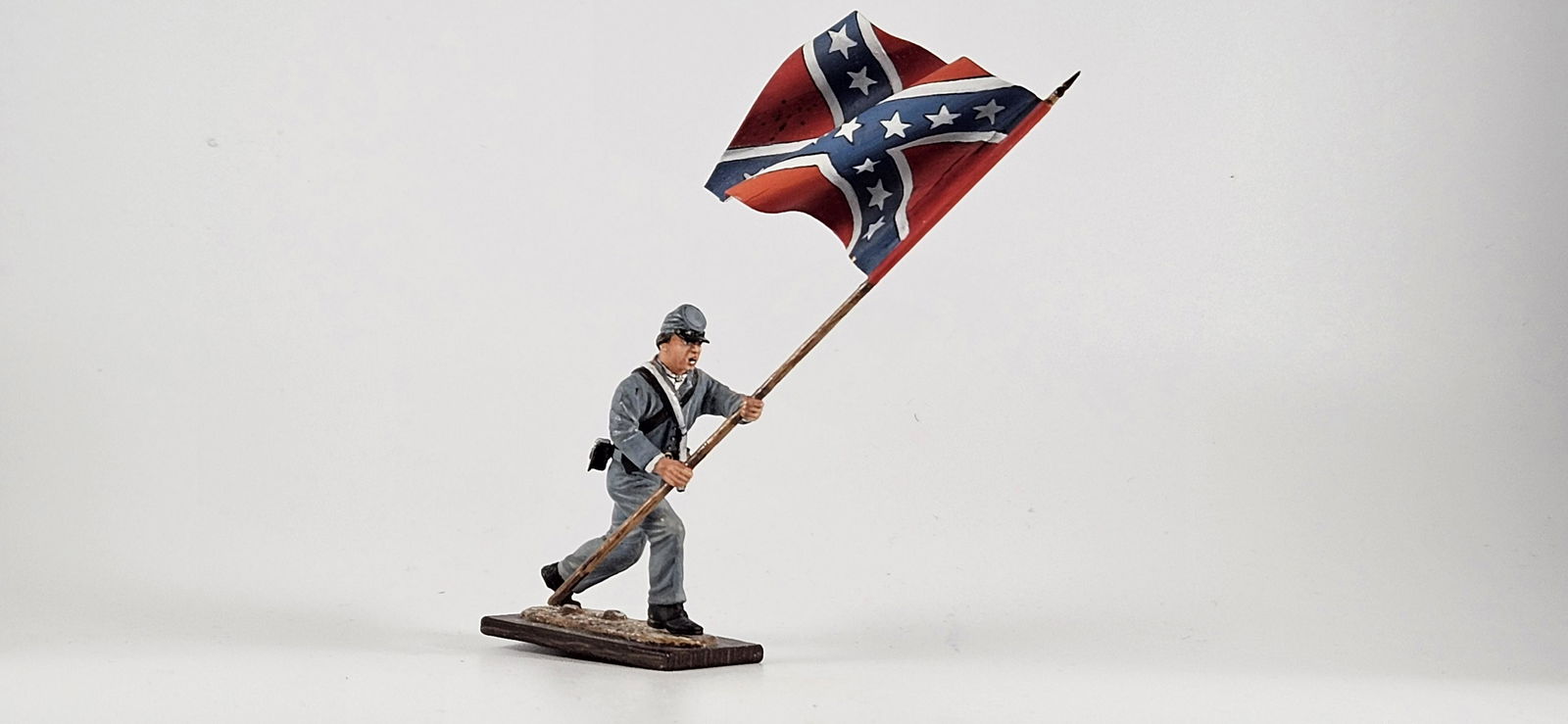 AeroArt St. Petersburg #107.3 Confederate Flagbear (1 of 4)