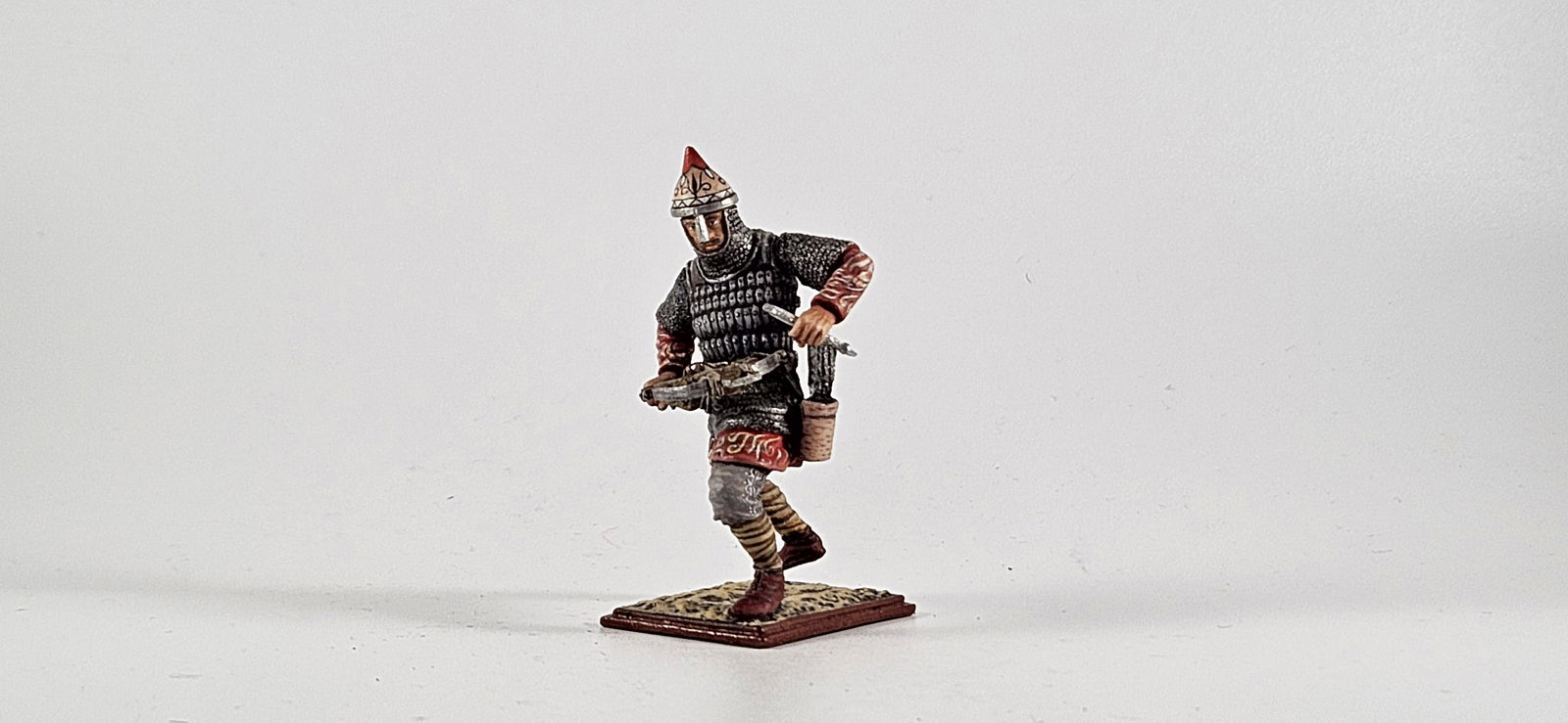 Figurine Emporium Medieval Russian Knight Archer (1 of 4)