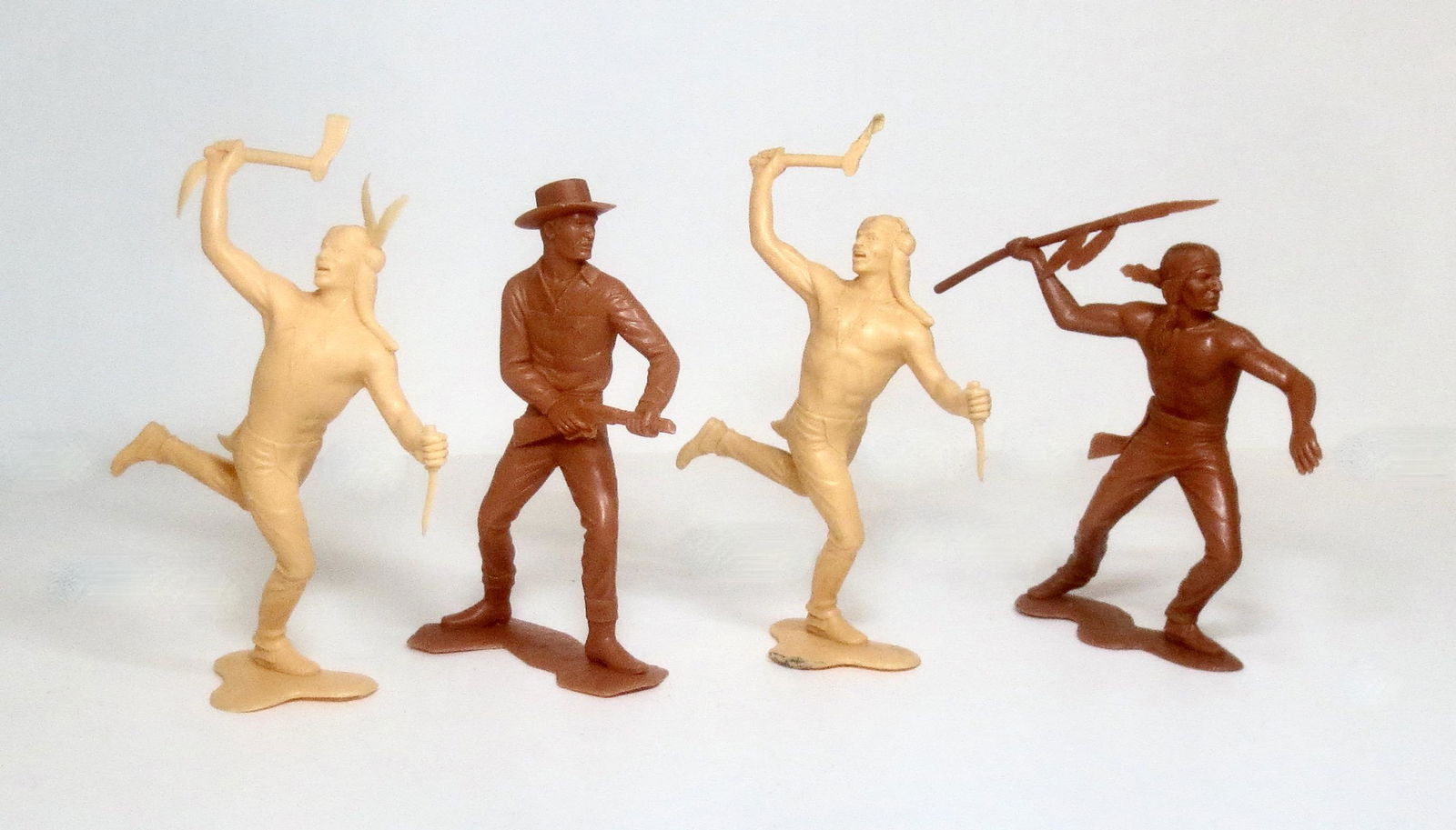 Extra Large Scale Wild West Plastic Figures (1 of 1)
