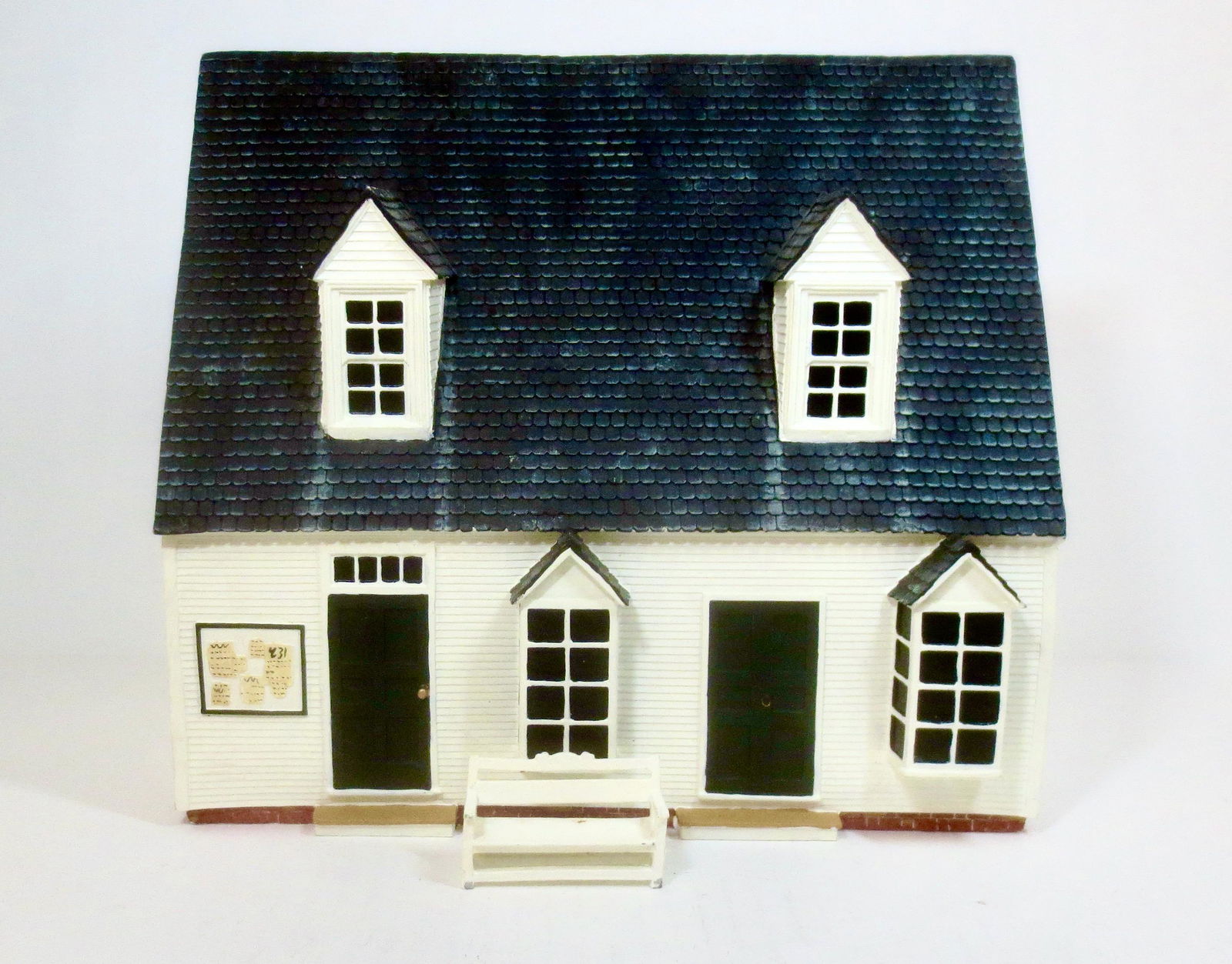 Frontline Boarded Shopfront & Bench (1 of 1)