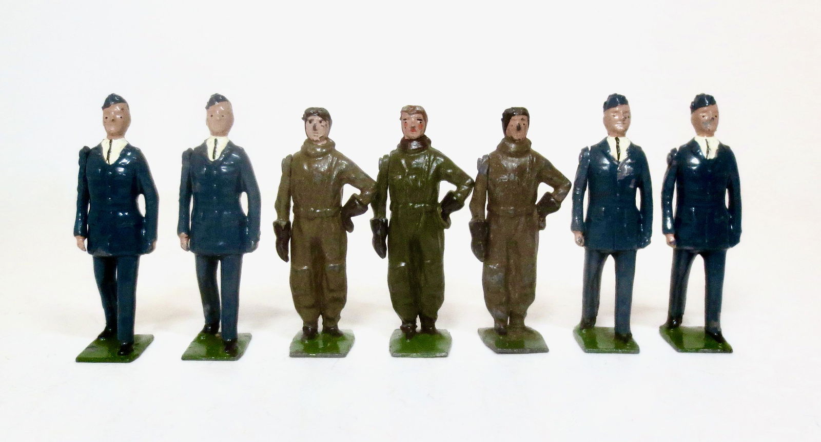 Britains Assorted Pilots and RAF Figures (1 of 1)