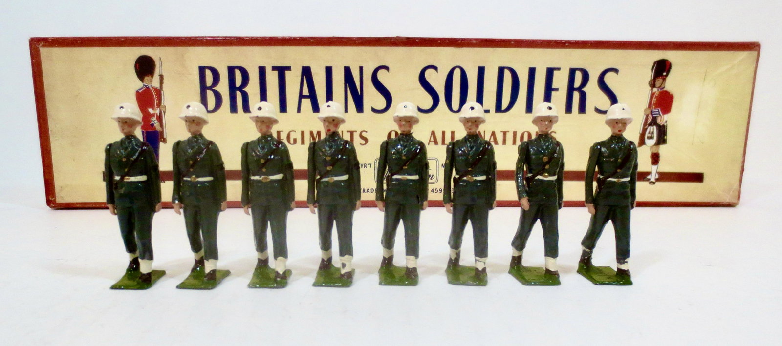 Britains #2021 U.S. Military Police: "Snowdrops". Post war issue. 8 pieces. Mint to near mint condition. Box good (two top side split repairs).