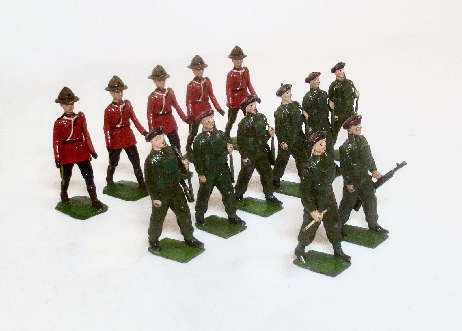 Britains RCMP & Airborne Regiments (1 of 1)