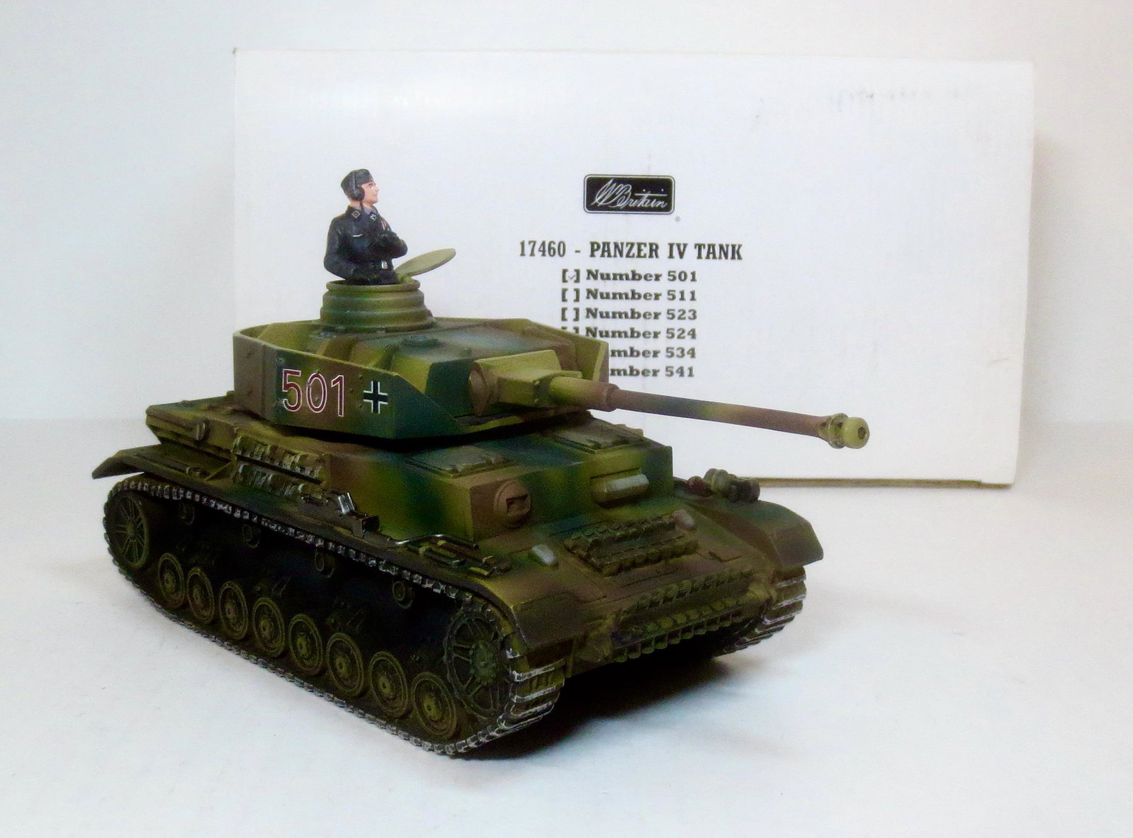 Britains #17460(501) Panzer IV Tank: 3 pieces. Mint condition. Box excellent.