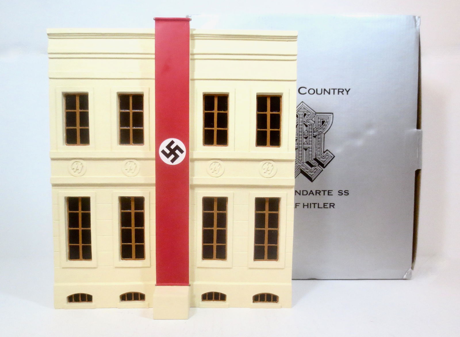 King & Country #LAH043 LAH Annex Facade (1 of 1)