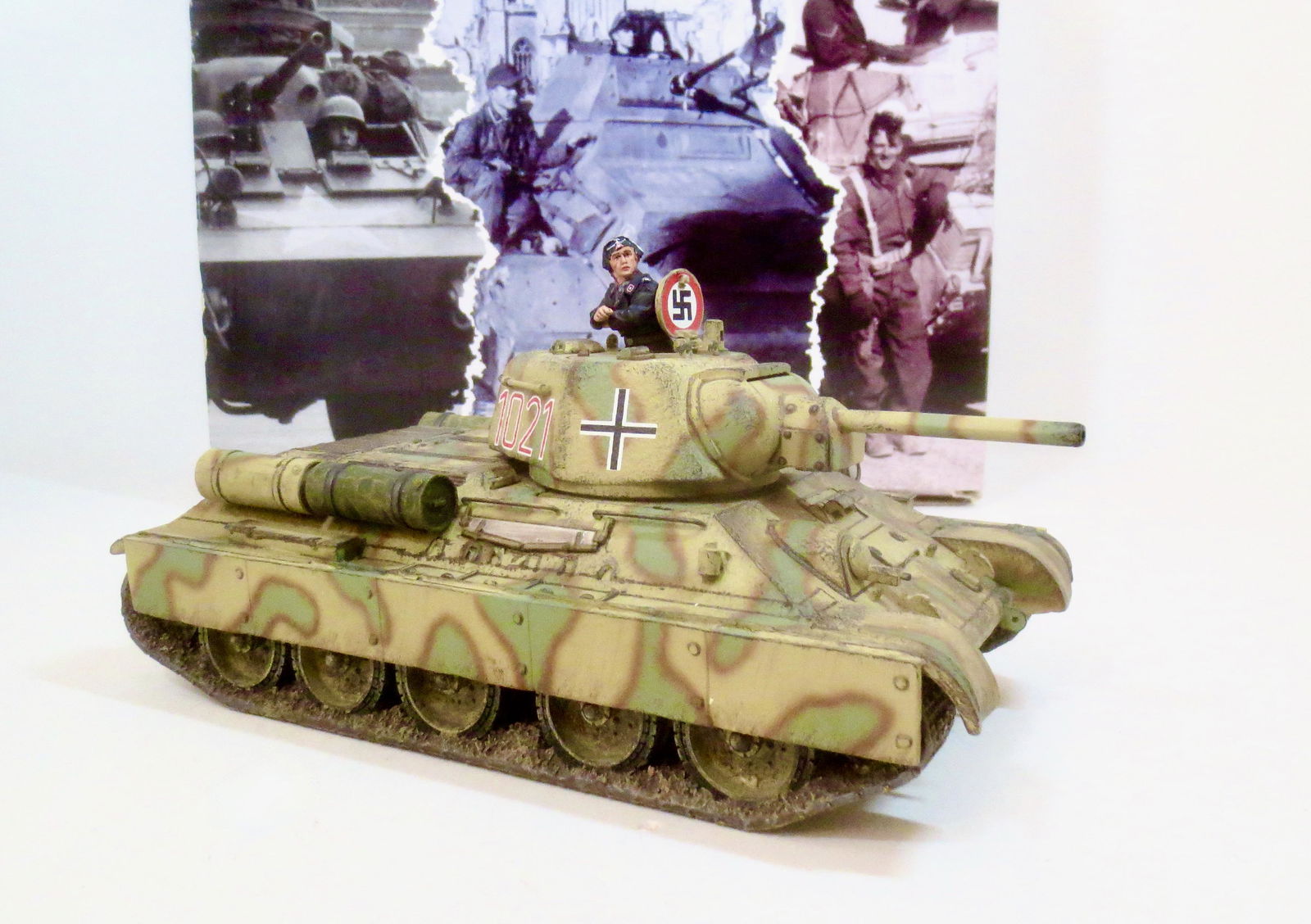 King & Country #WS332 Soviet Panzer (1 of 1)