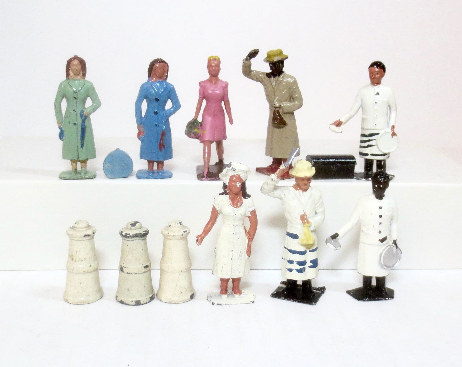 Crescent Railway & Shop Figures (1 of 1)
