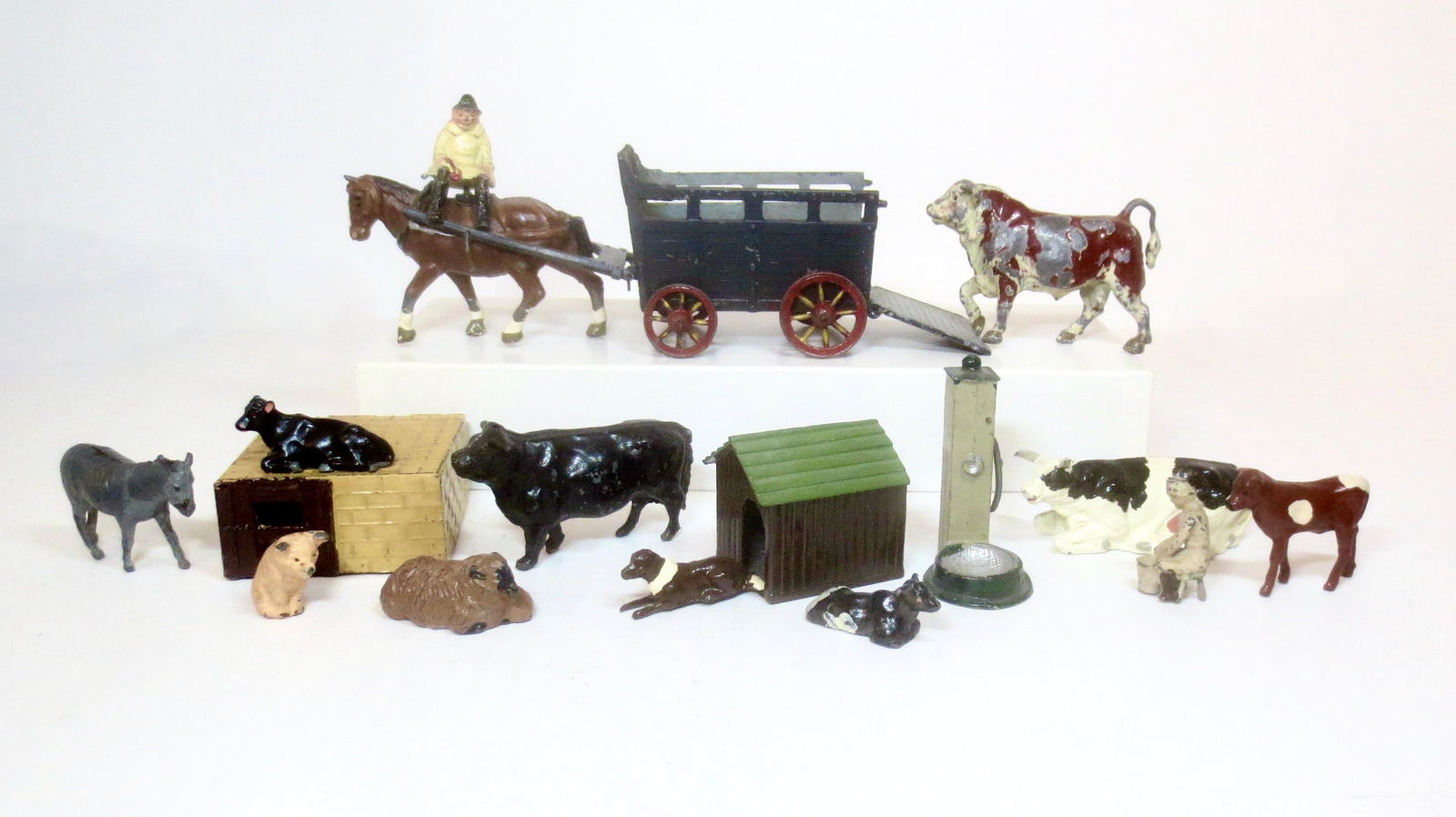 Assorted Farm Figures & Accessories (1 of 1)