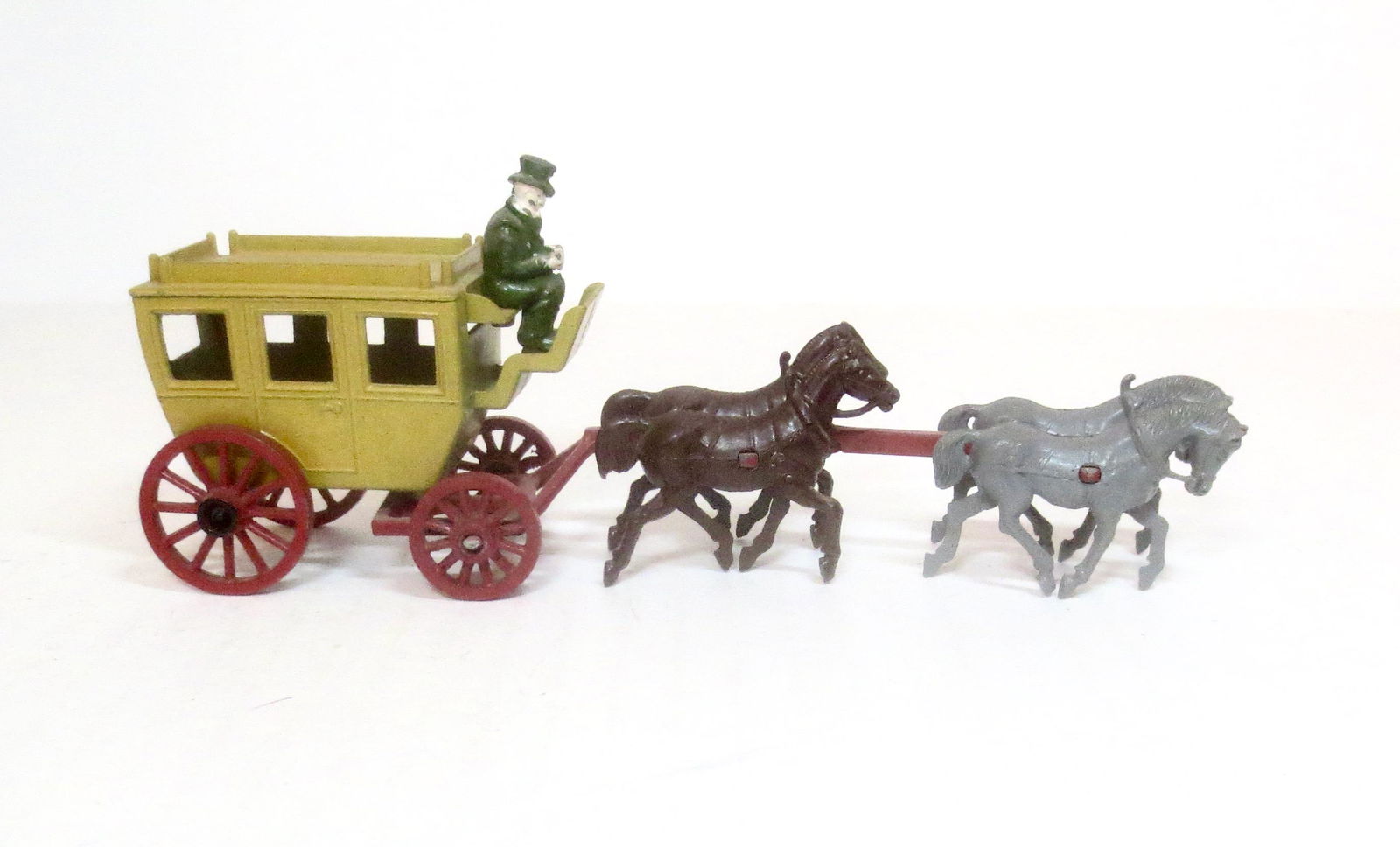 Morestone Coach: 6 pieces. Excellent condition. Unboxed.