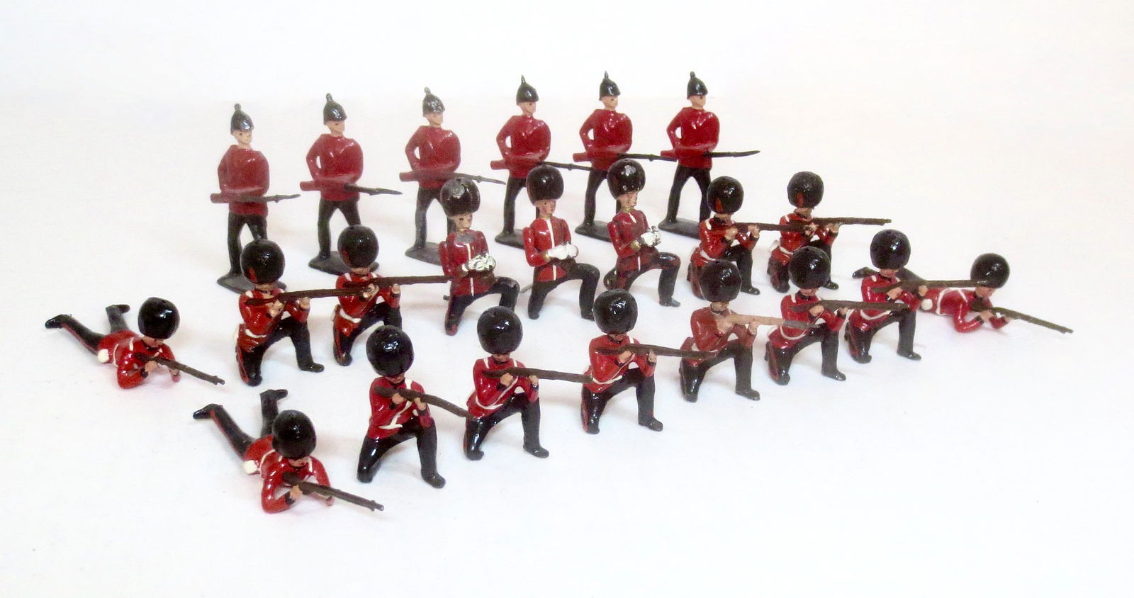 Britains 2nd Grade Line Infantry (1 of 1)