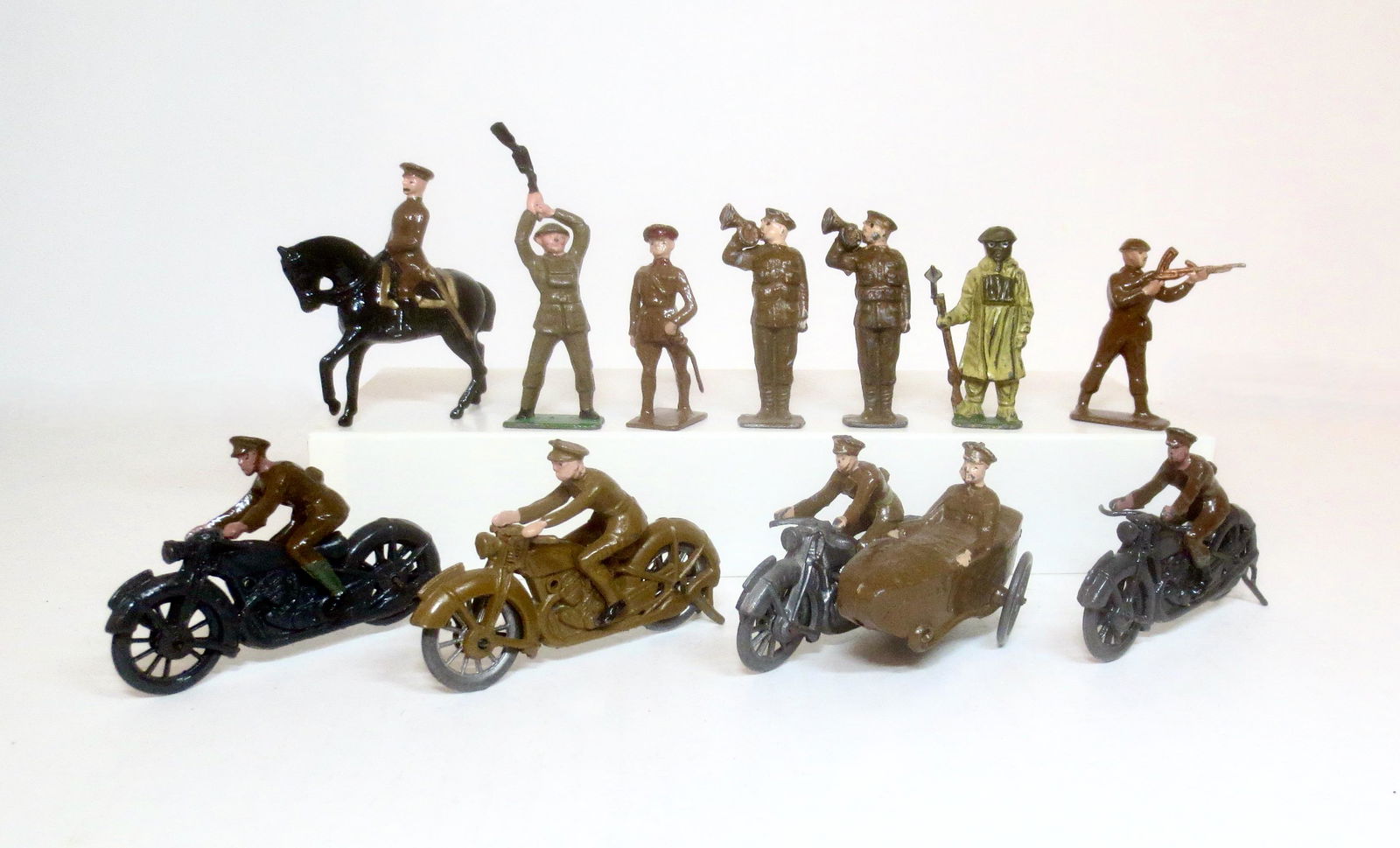 Johillco Khaki Soldiers (1 of 1)