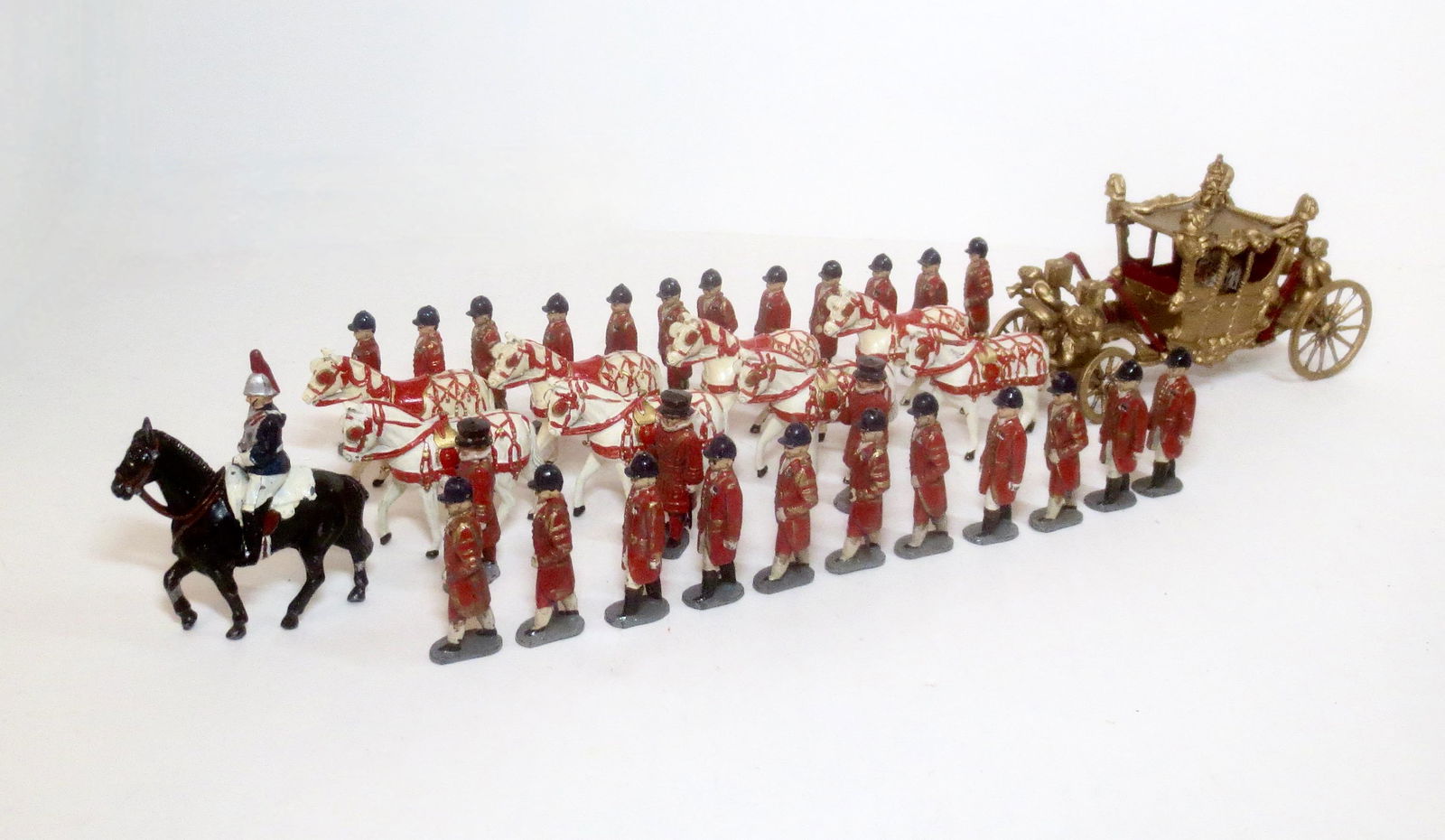 Timpo RARE Coronation Coach (1 of 1)