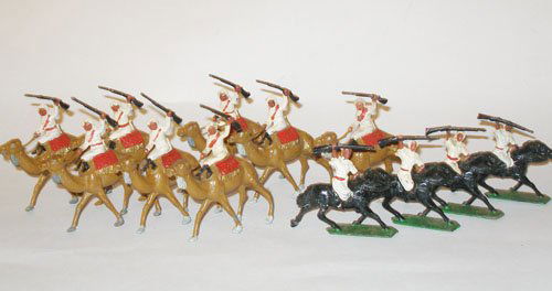 John Hill - Johillco Arabs on Camels and Horses: John Hill - Johillco Arabs on Camels and Horses Post War. Unboxed. 12 Pieces.