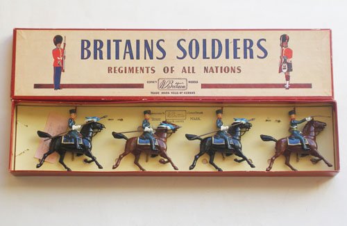 Britains Set # 217 Argentine Cavalry: Britains Set # 217 Argentine Cavalry Post War in Original R.O.A.N Box- Untied. 4 Pieces.