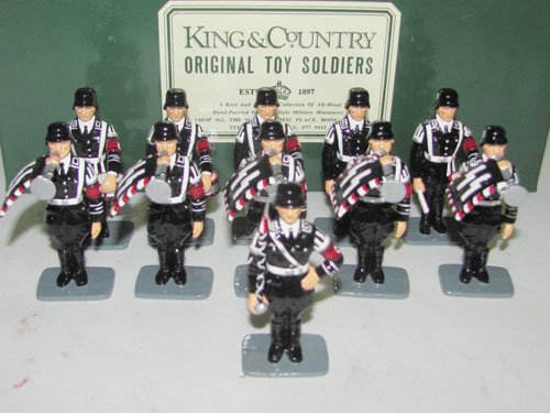 King & Country’s Leibstandarte Drums & Bugles: King & Country’s Leibstandarte Drums & Bugles LAH6 11 Pieces with box