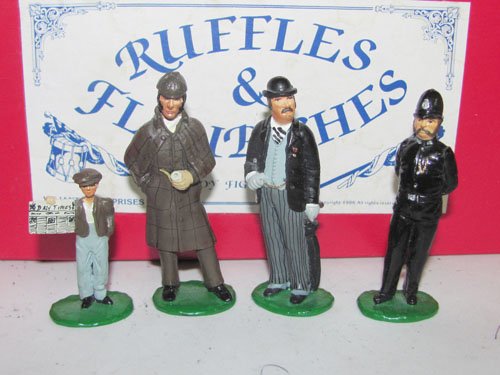 Ruffles & Flourishes Sherlock Holmes & Watson: Ruffles & Flourishes Sherlock Holmes & Watson 4 pieces with box