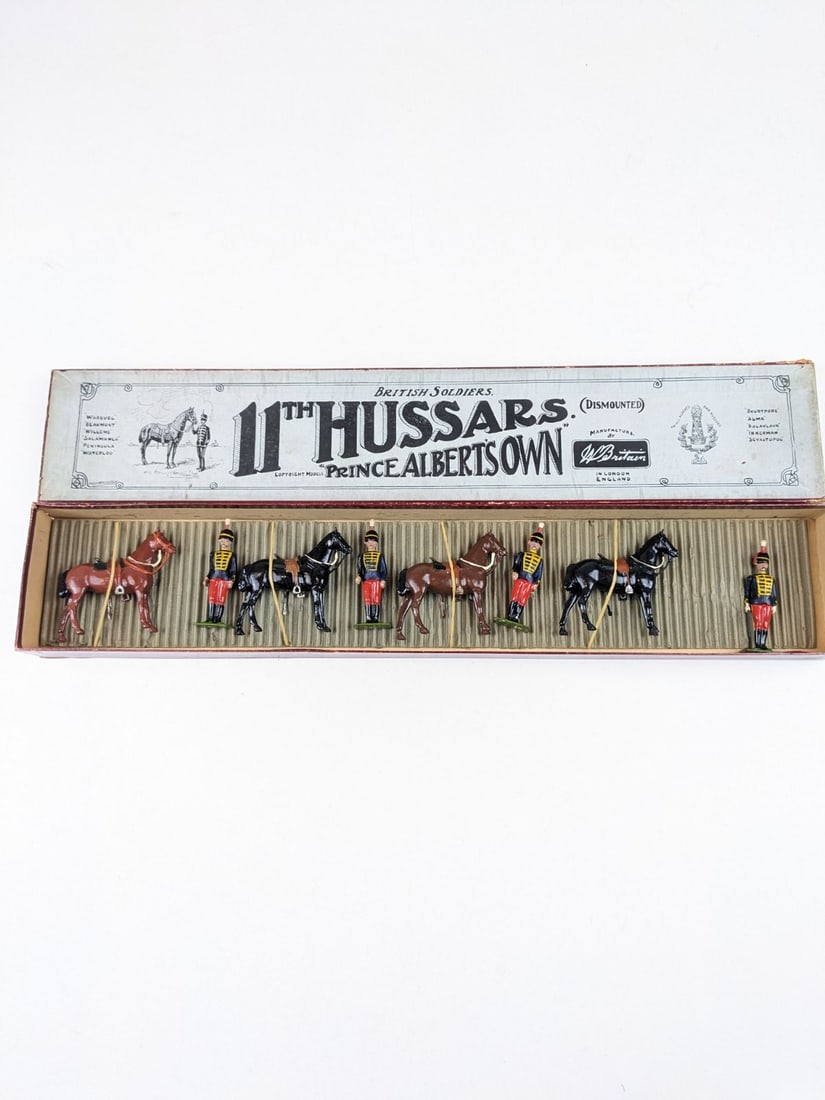 Britains #182 11th Hussars Pre War (1 of 1)