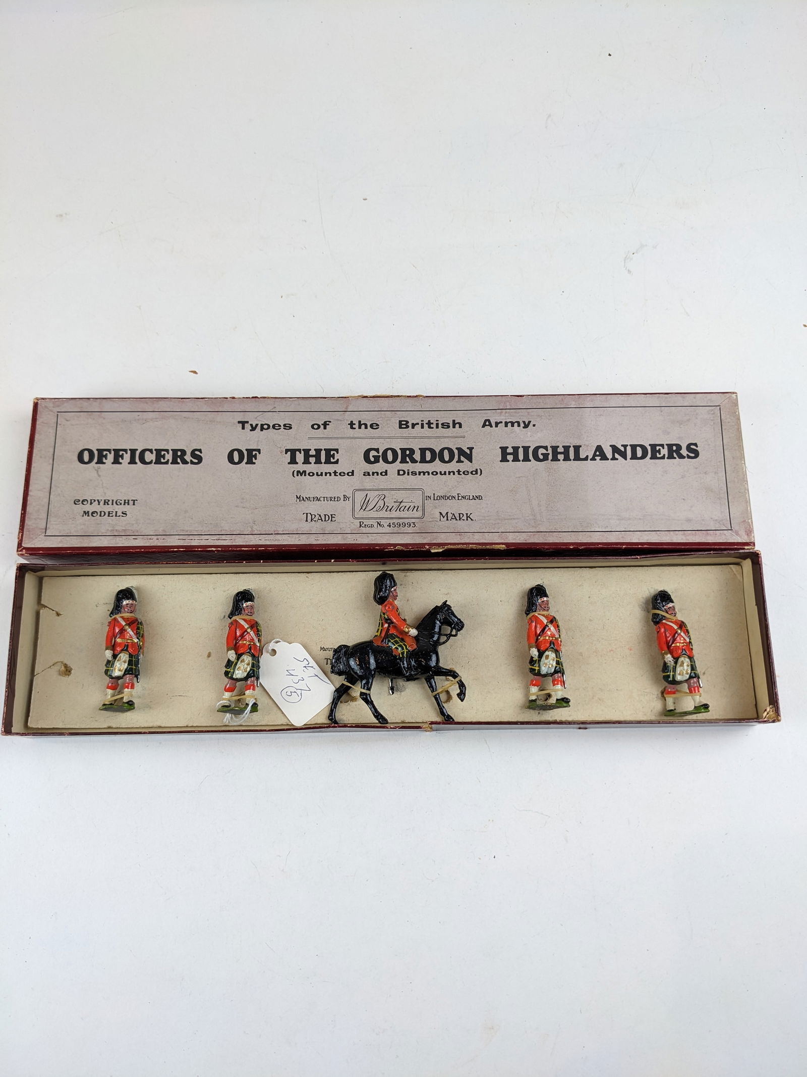 Britains #437 Officers of the Gordon Highlanders (1 of 1)