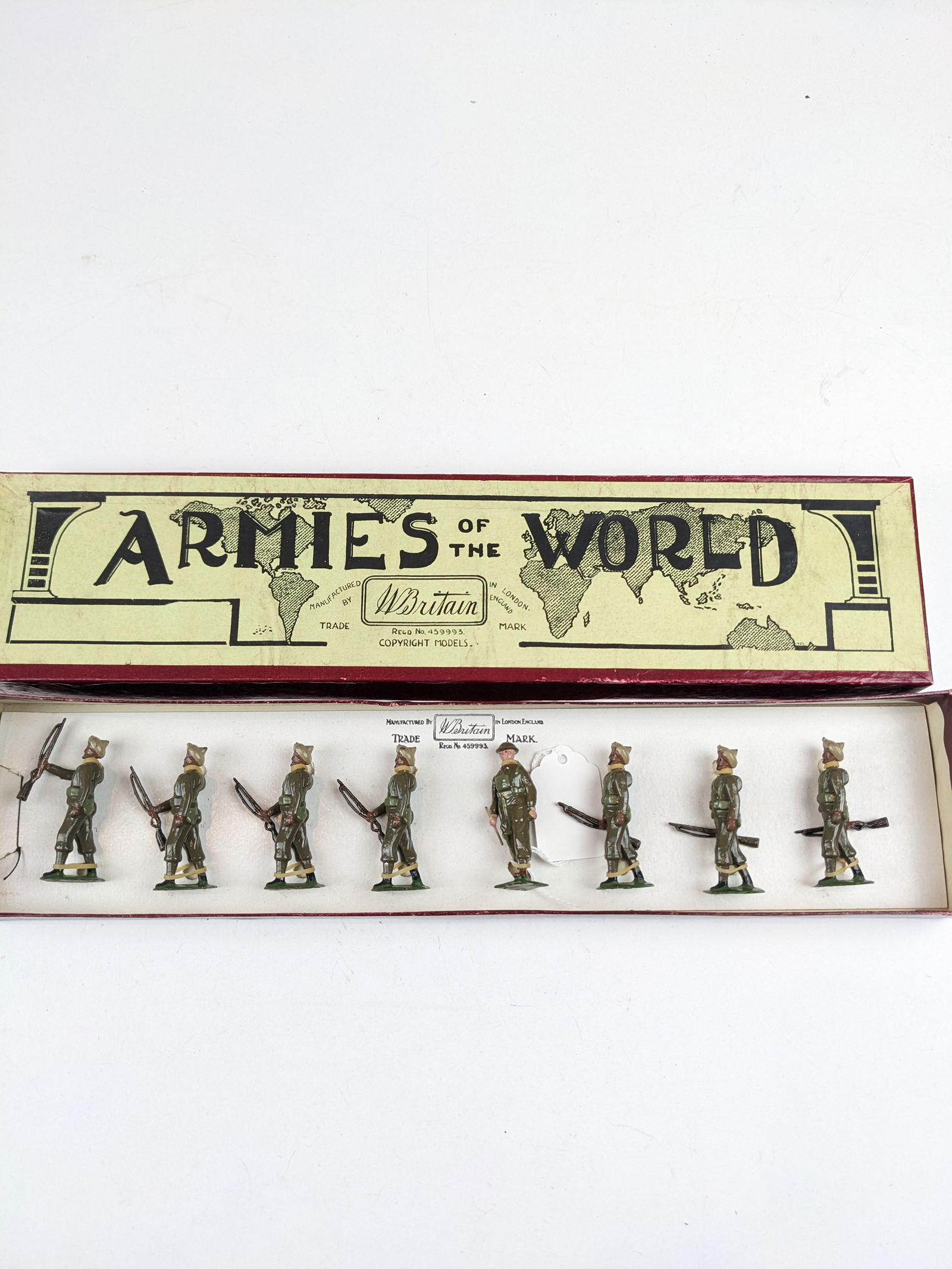 Britains #1892 Indian Infantry (Service Dress) (1 of 1)