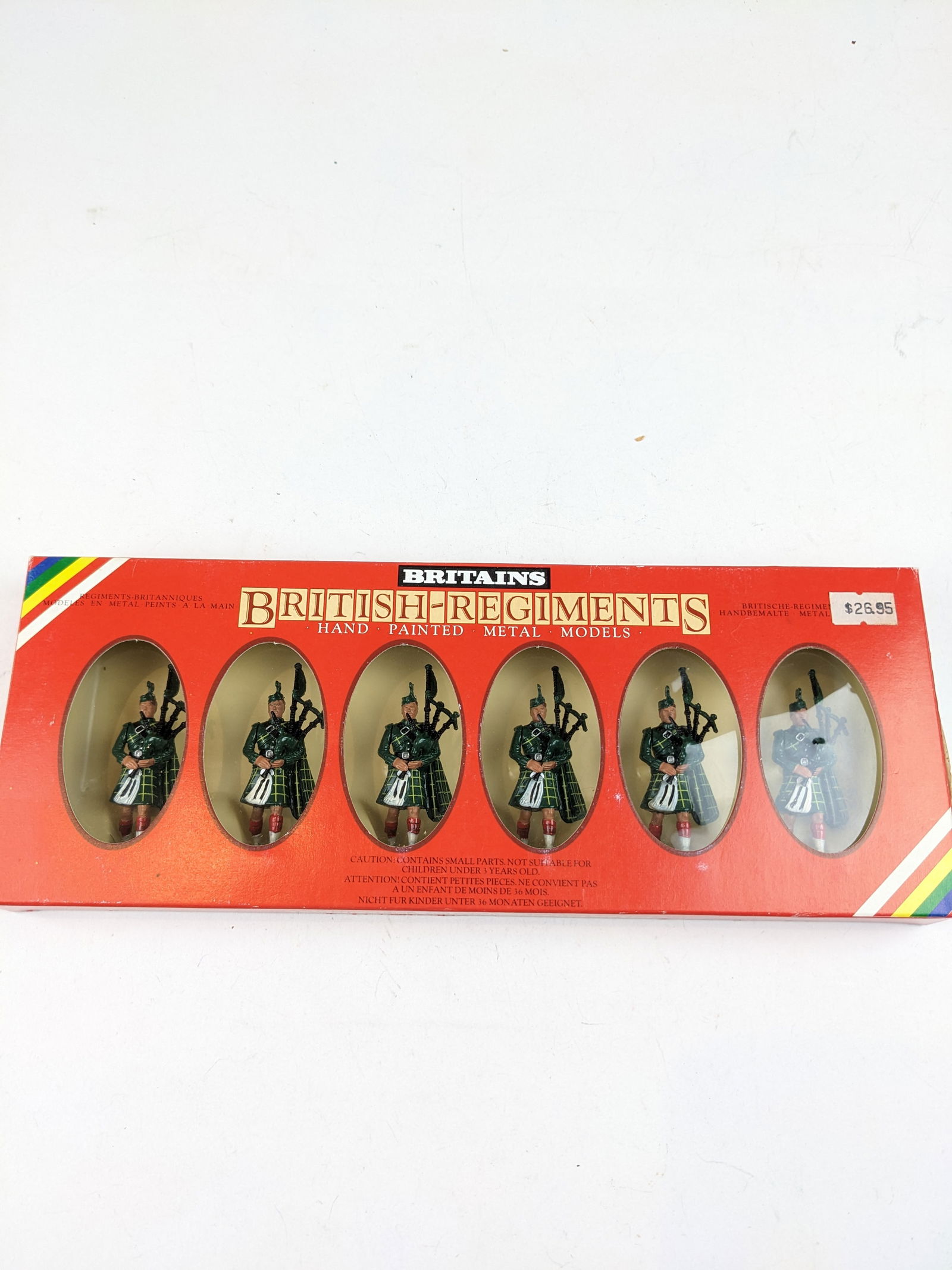 Britains #7242 Gordon Highlander Pipers (1 of 1)