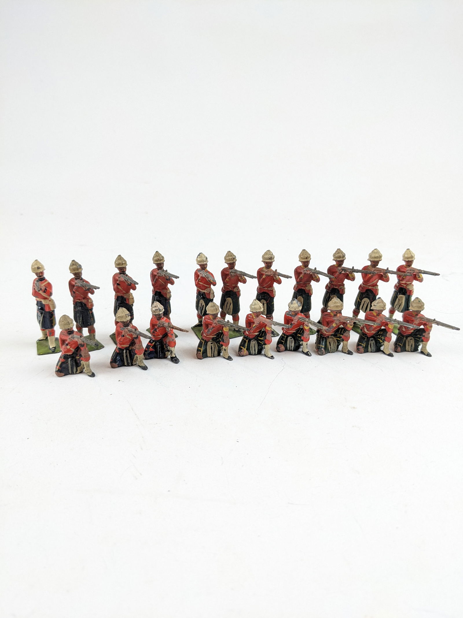 Britains Black Watch and Highlanders Firing (1 of 1)