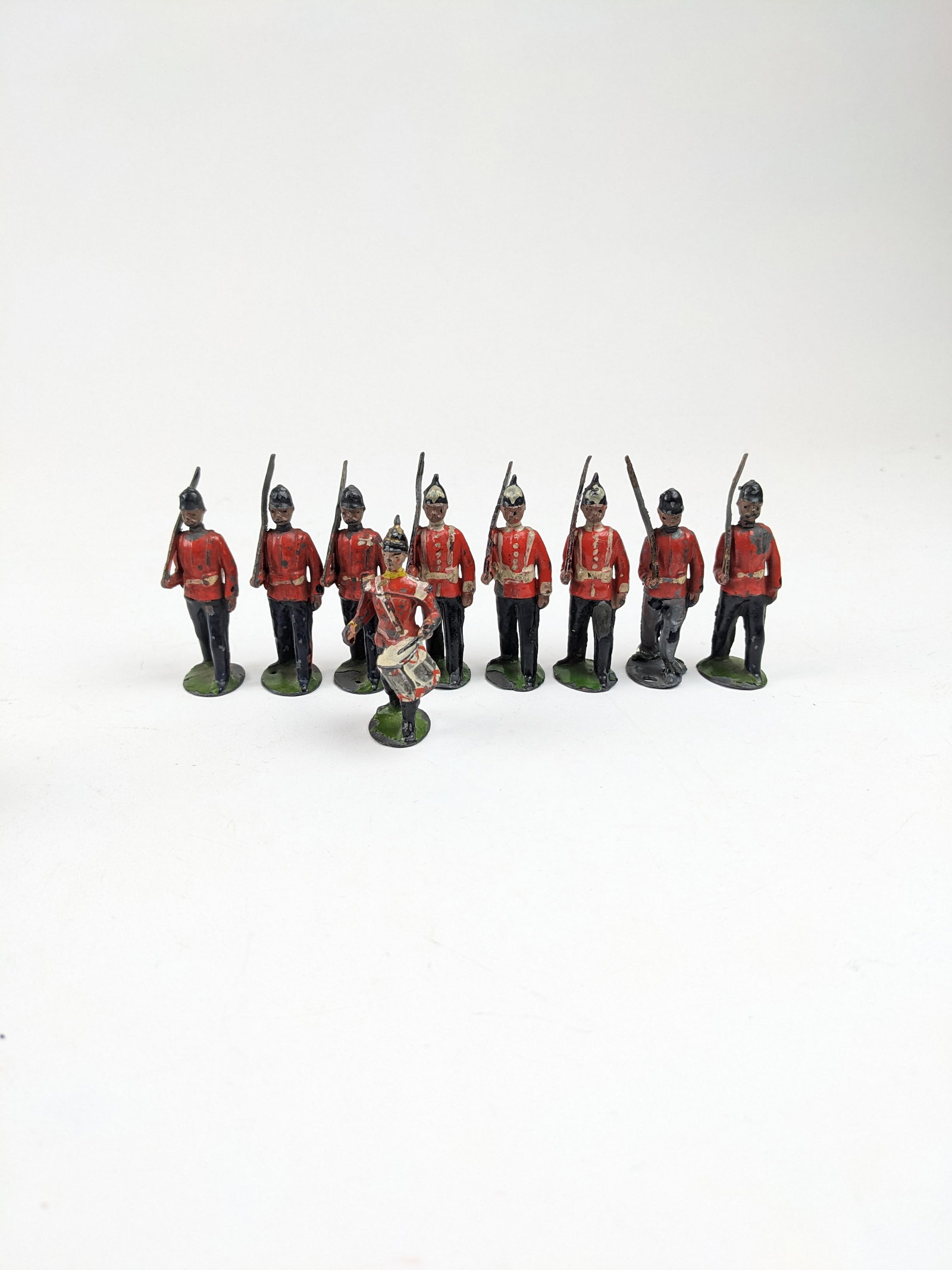Britains Set #36 Royal Sussex Regiment: Pre War. 9 Pieces Condition Poor To Good Missing Drum Stick No Box