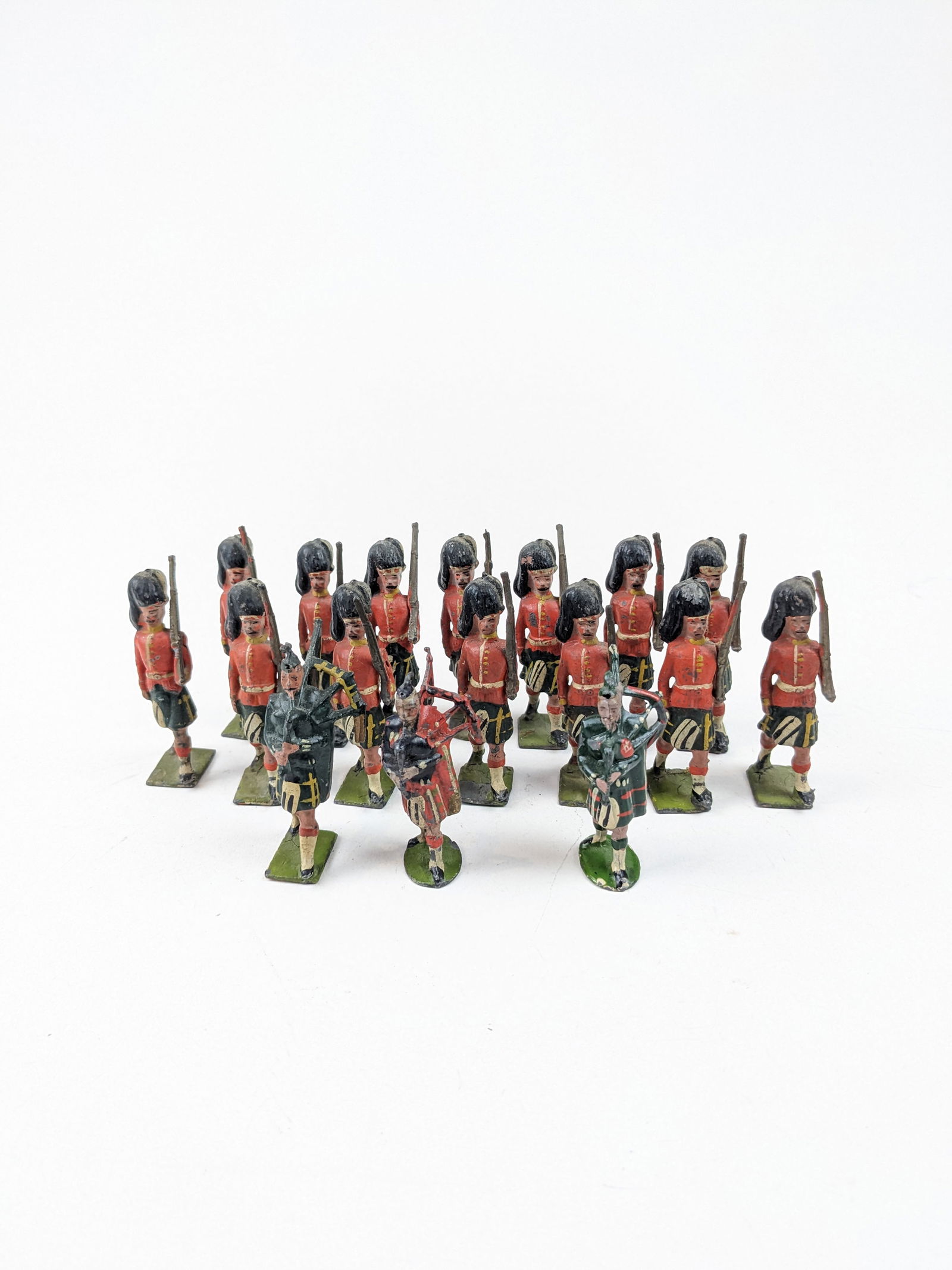 Britains From Set #77 Gordon Highlanders Pre-War (1 of 1)