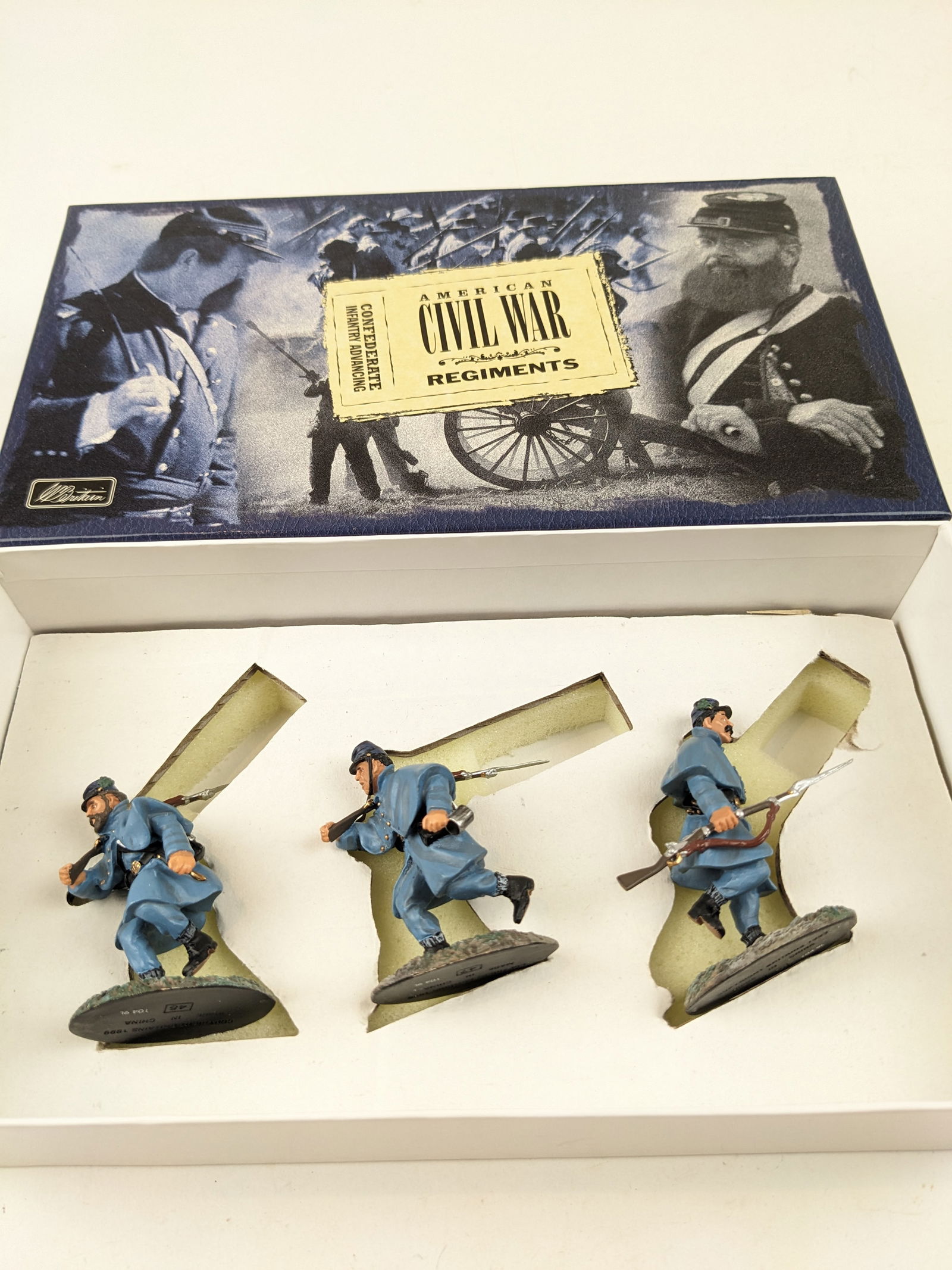 Britains 17014 Confederate Infantry Advancing (1 of 1)