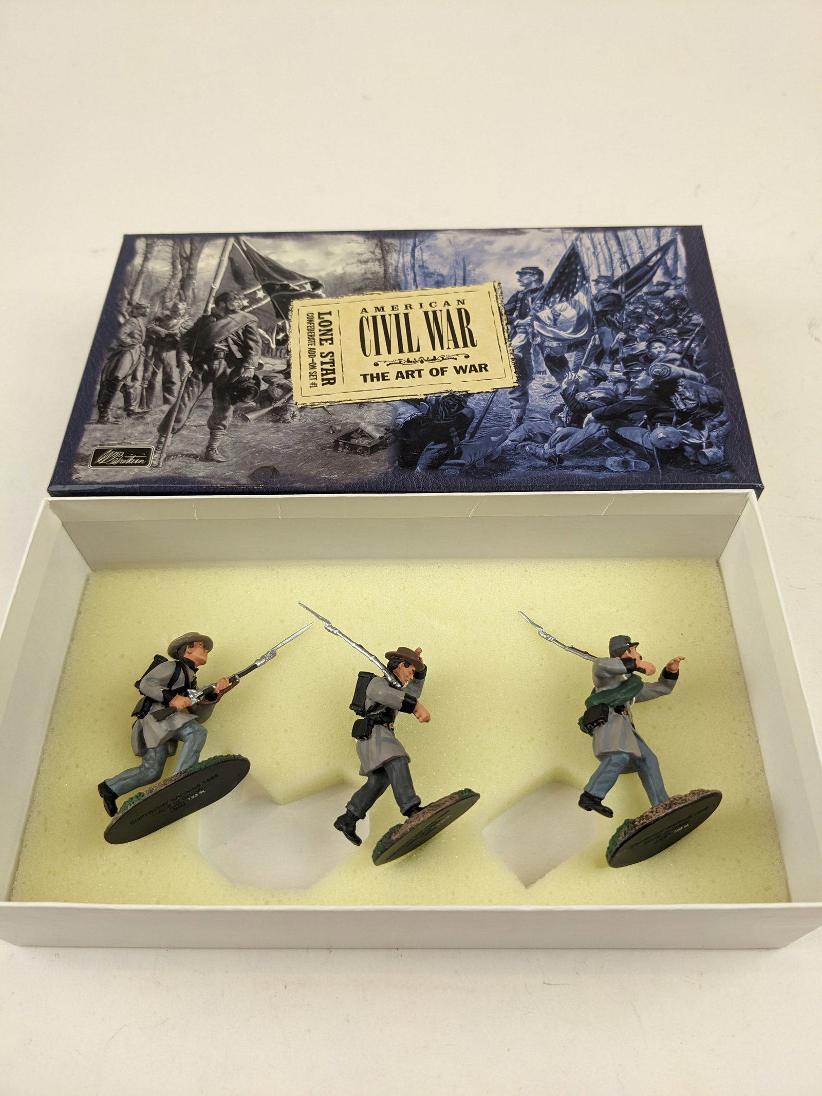 Britains 17104 Confederate Add On: 3 Pieces Condition Like New in Box