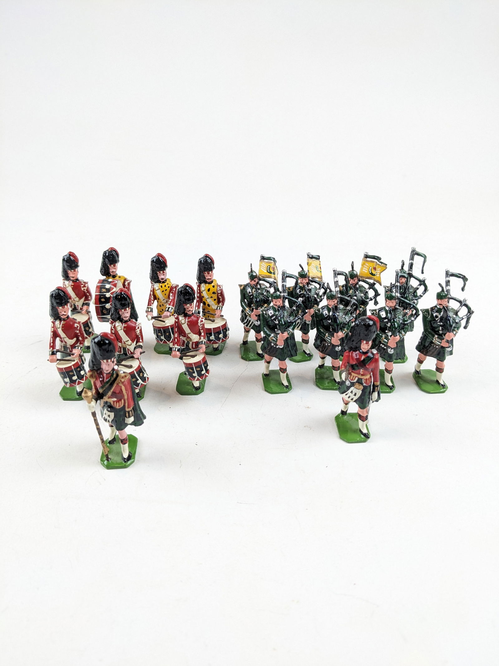 Ducal Pipes and Drums (1 of 1)