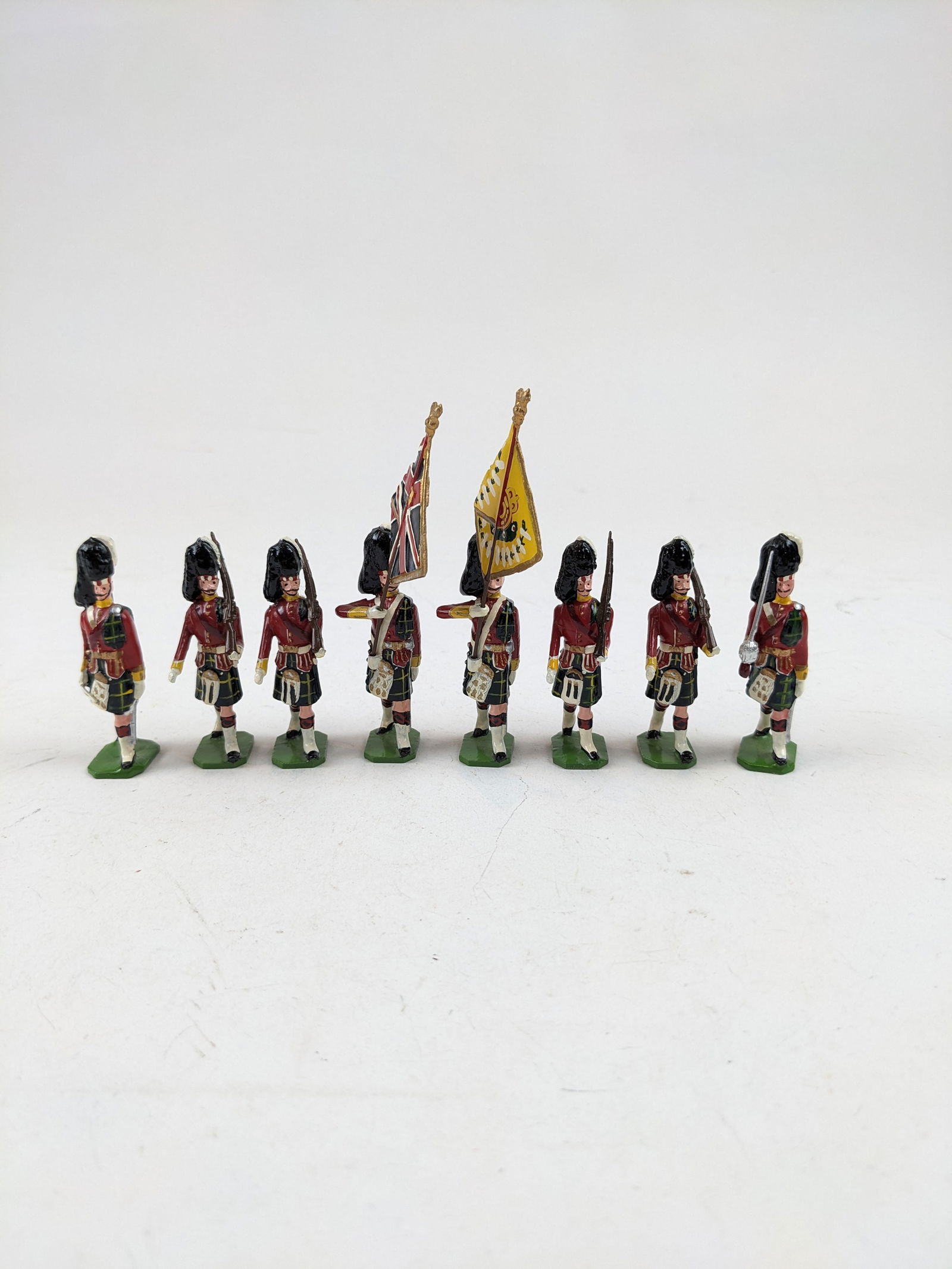 Ducal Scottish Colours (1 of 1)