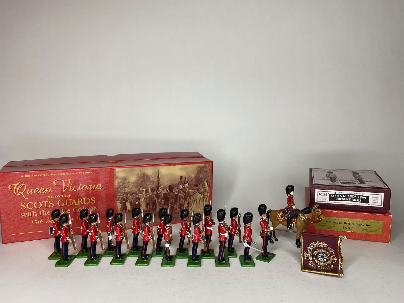 Britains Scots Guards (1 of 2)