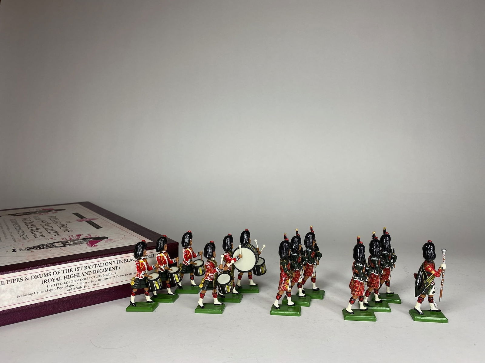Britains #0260 Royal Highland Regiment (1 of 2)